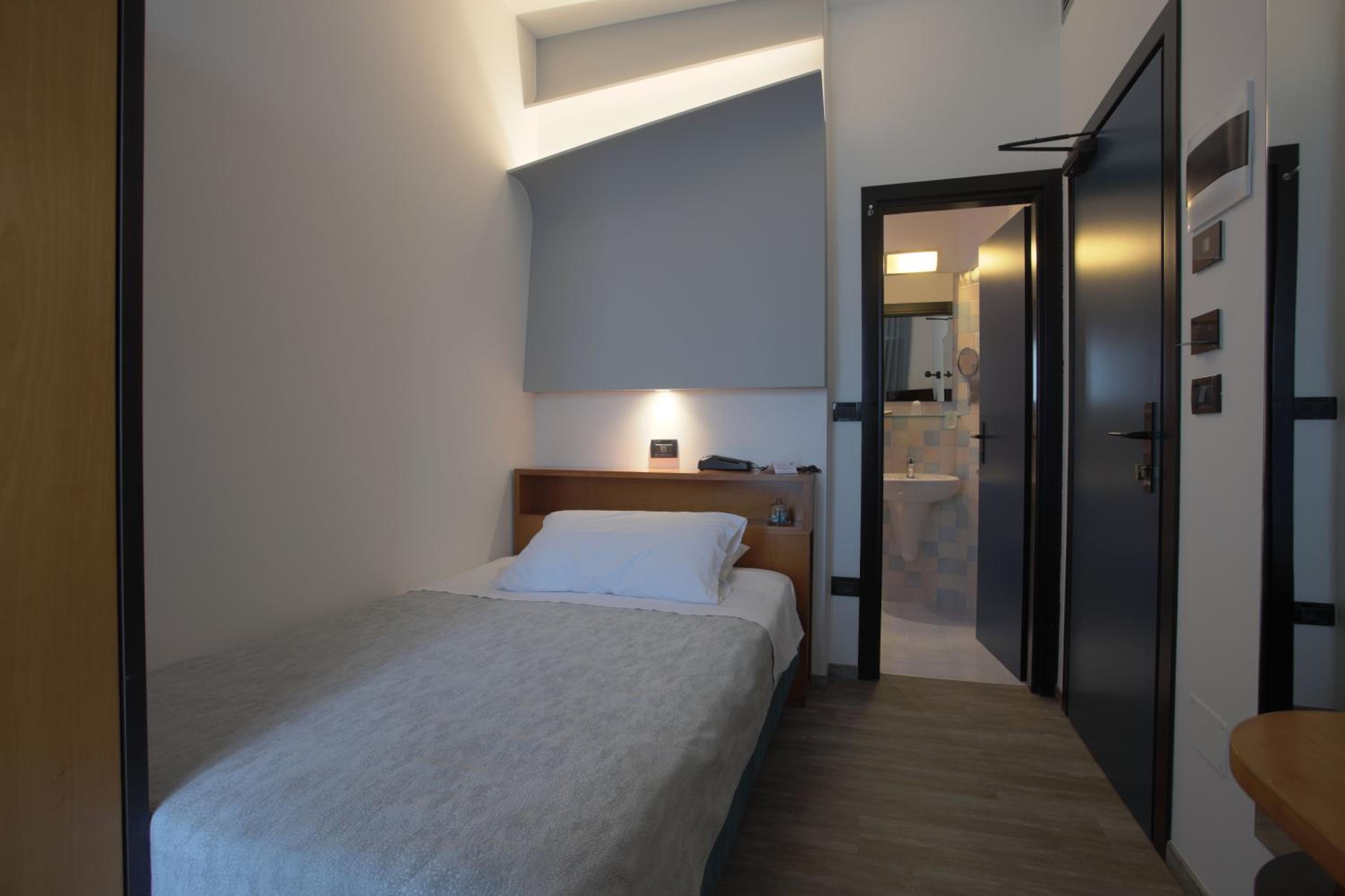 Superior Single Room