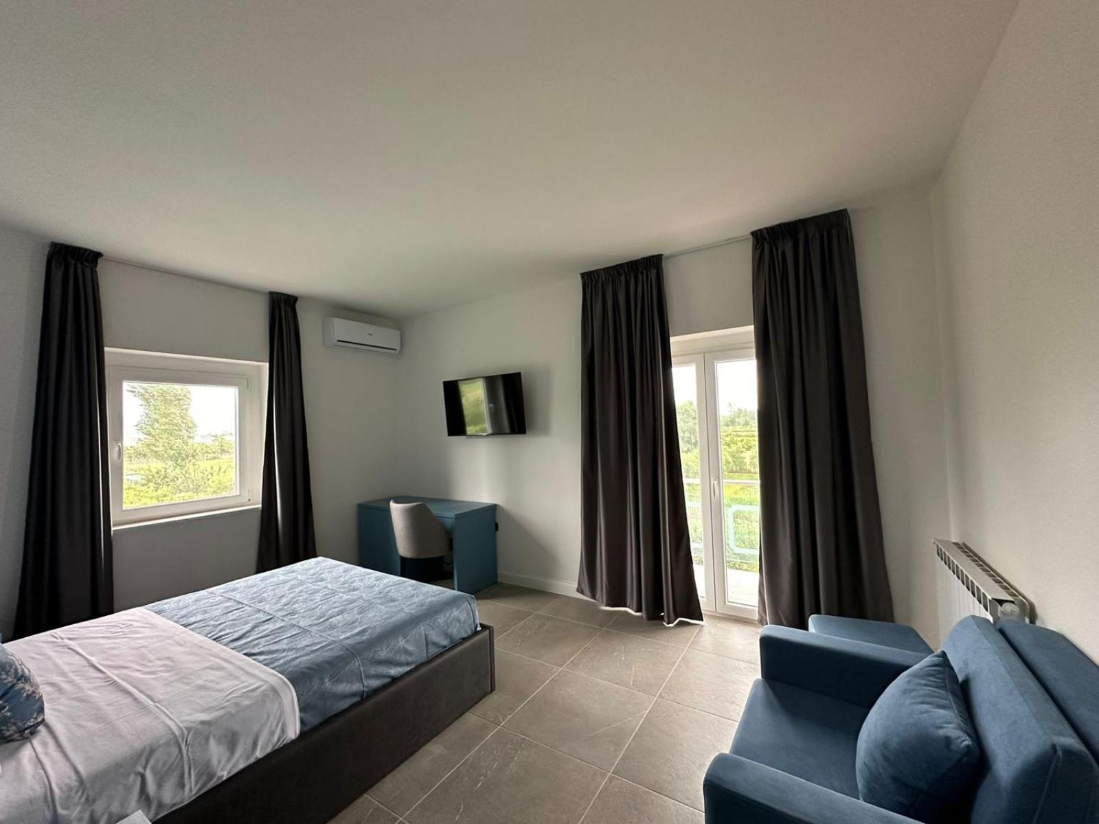 Double Room with Balcony photo 2
