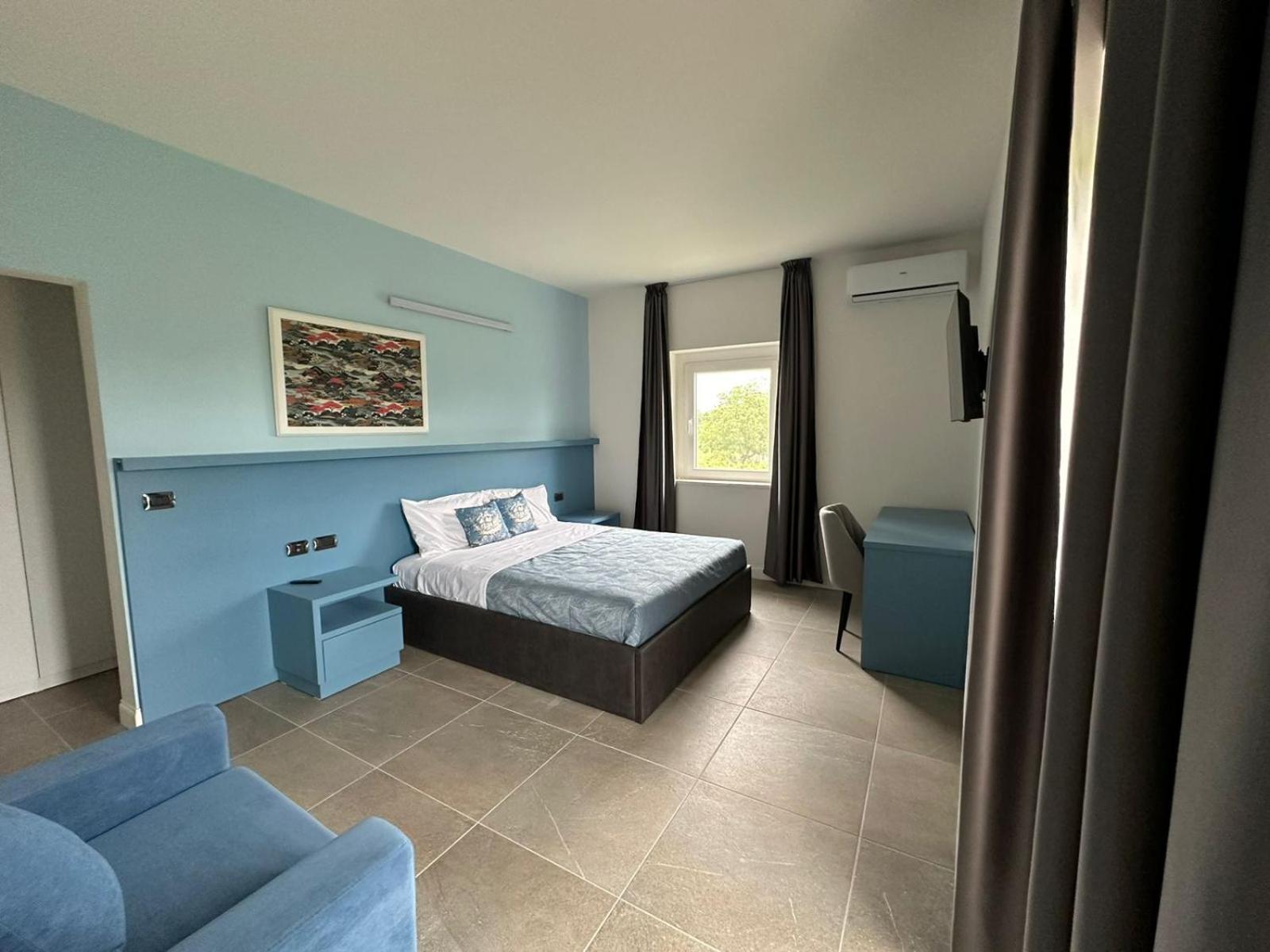 Double Room with Balcony photo 3