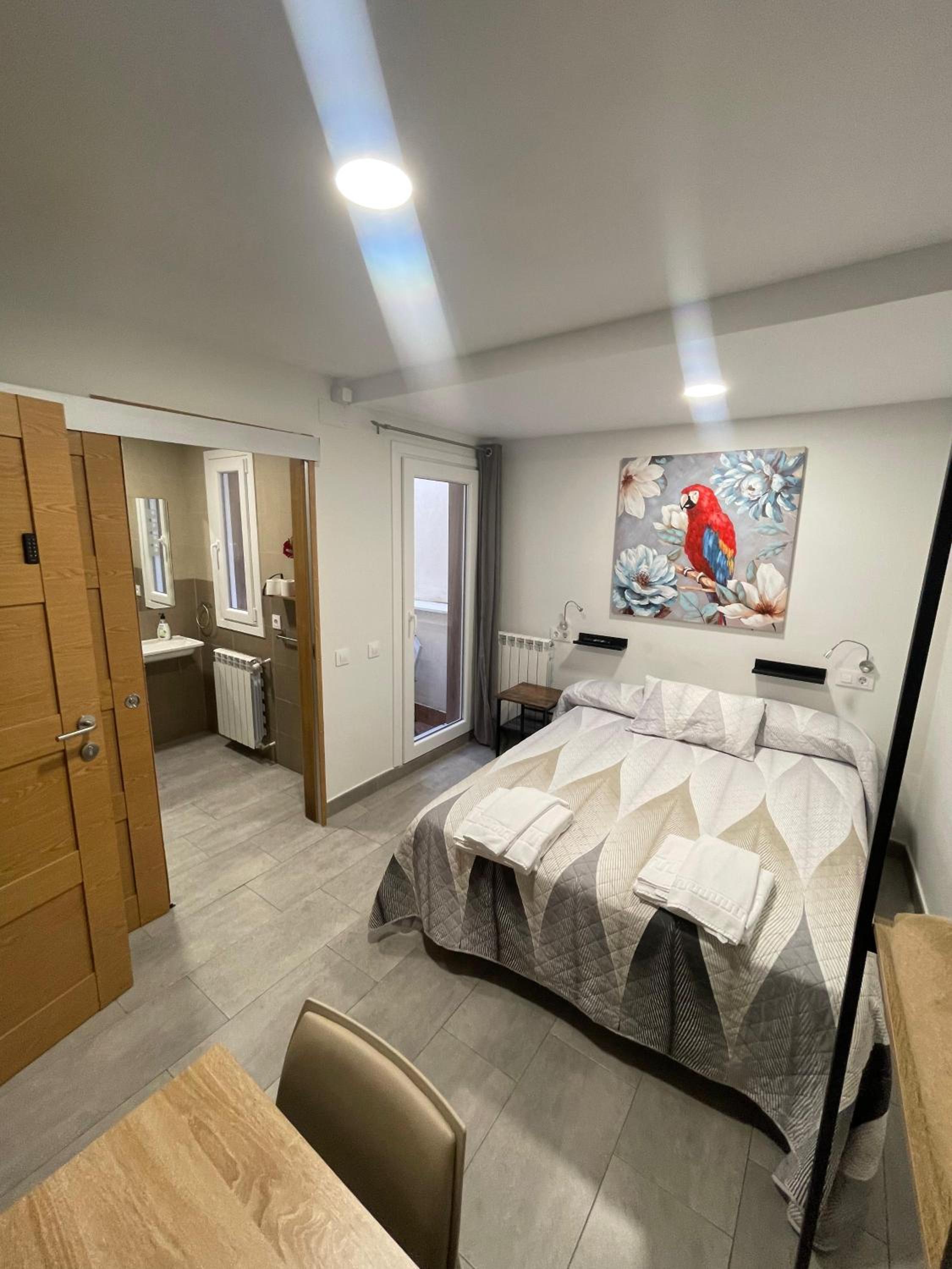 Double Room with Patio photo 2