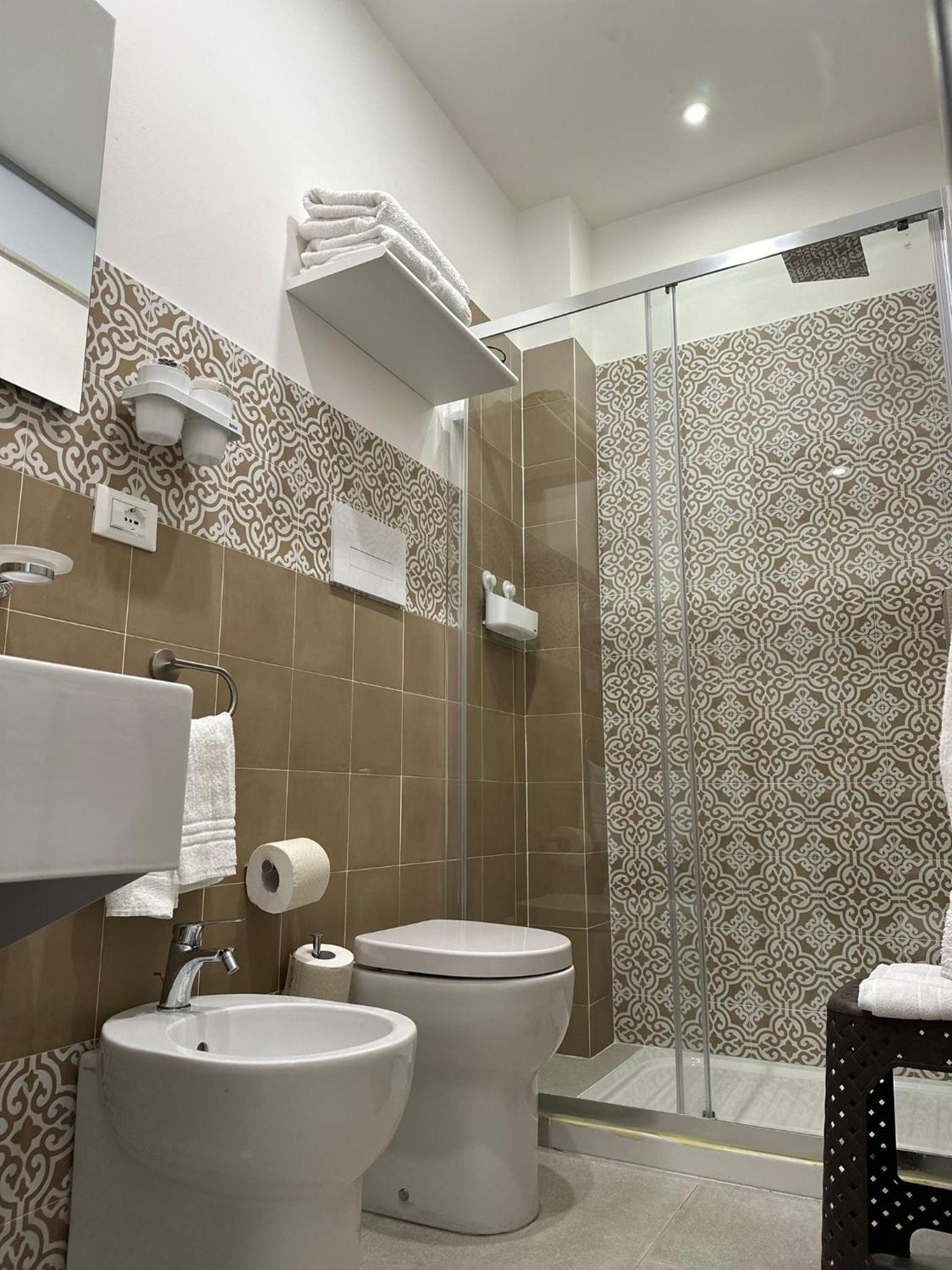 Quadruple Room with Balcony photo 2
