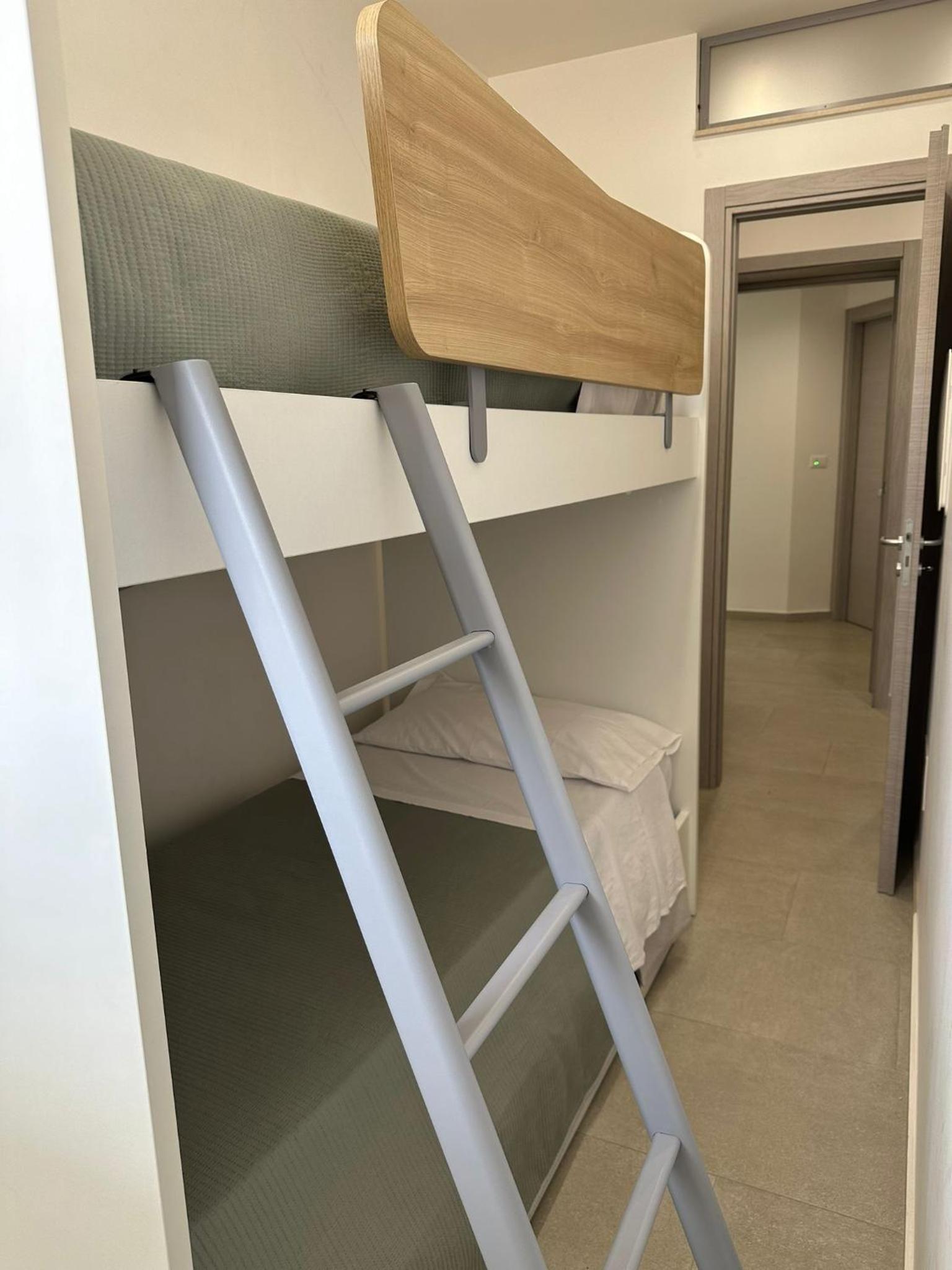 Quadruple Room with Balcony photo 3
