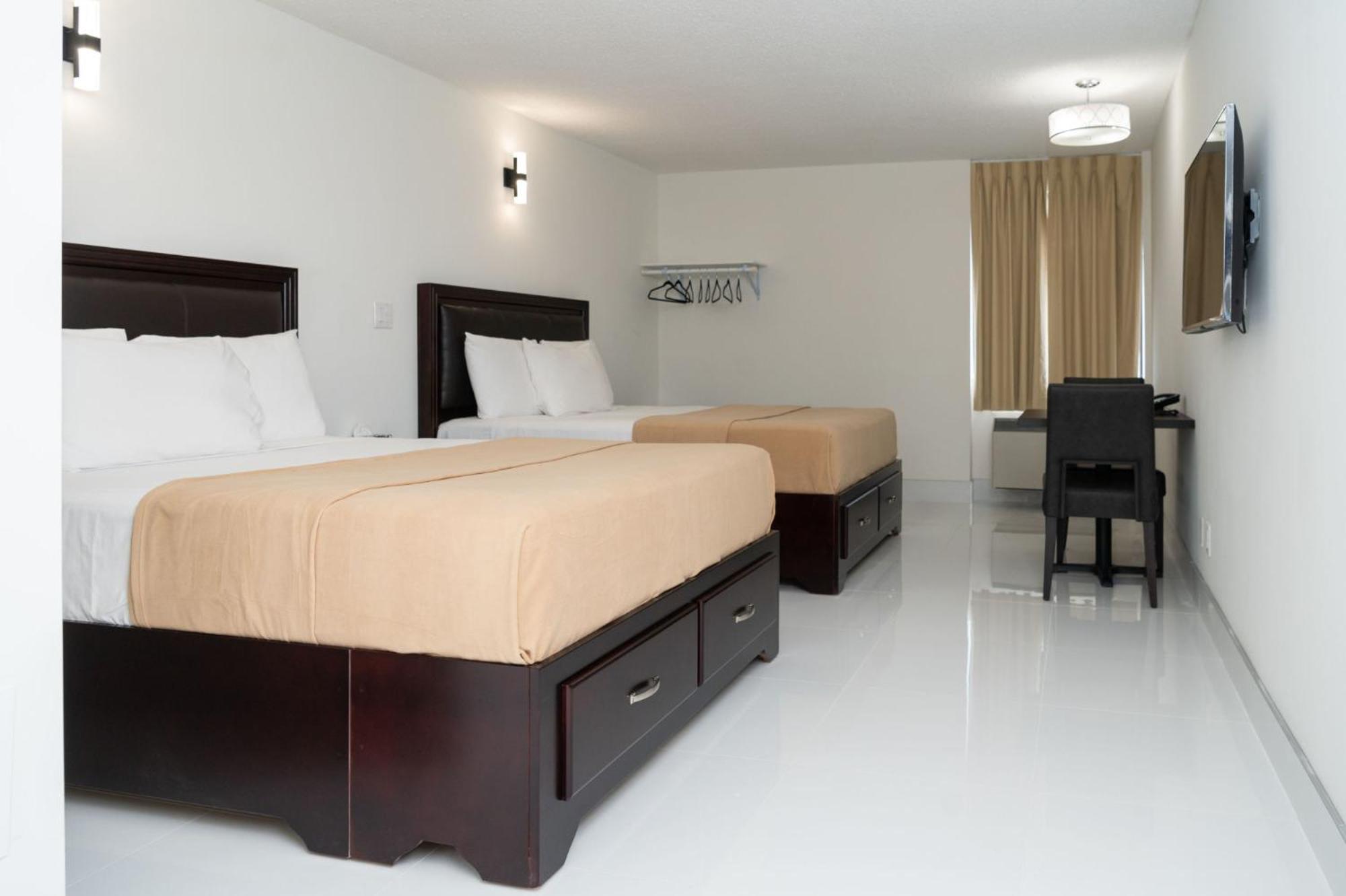 Superior Queen Room with Two Queen Beds - Newly Renovated - Photo 28