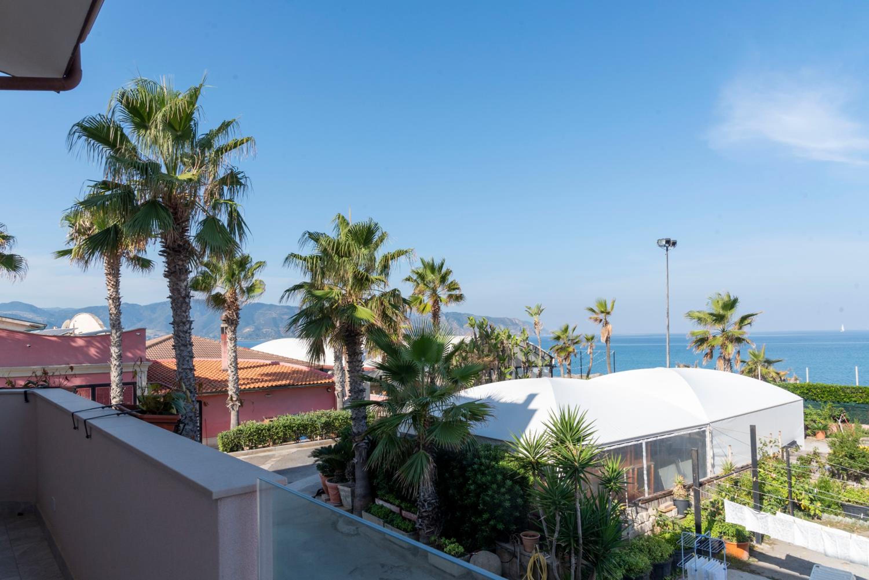 Double Room with Sea View photo 3