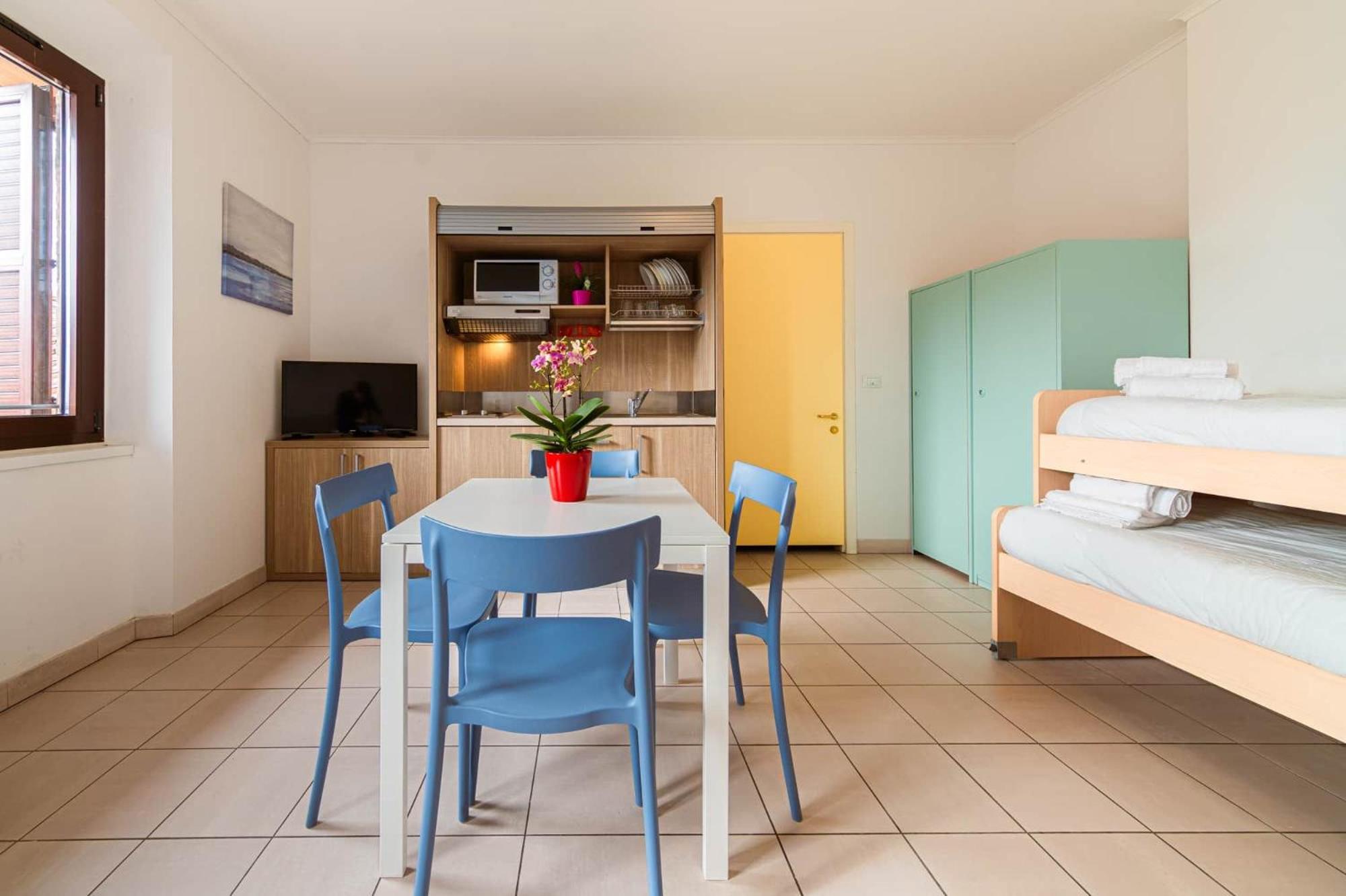 Quadruple Room with Private Bathroom