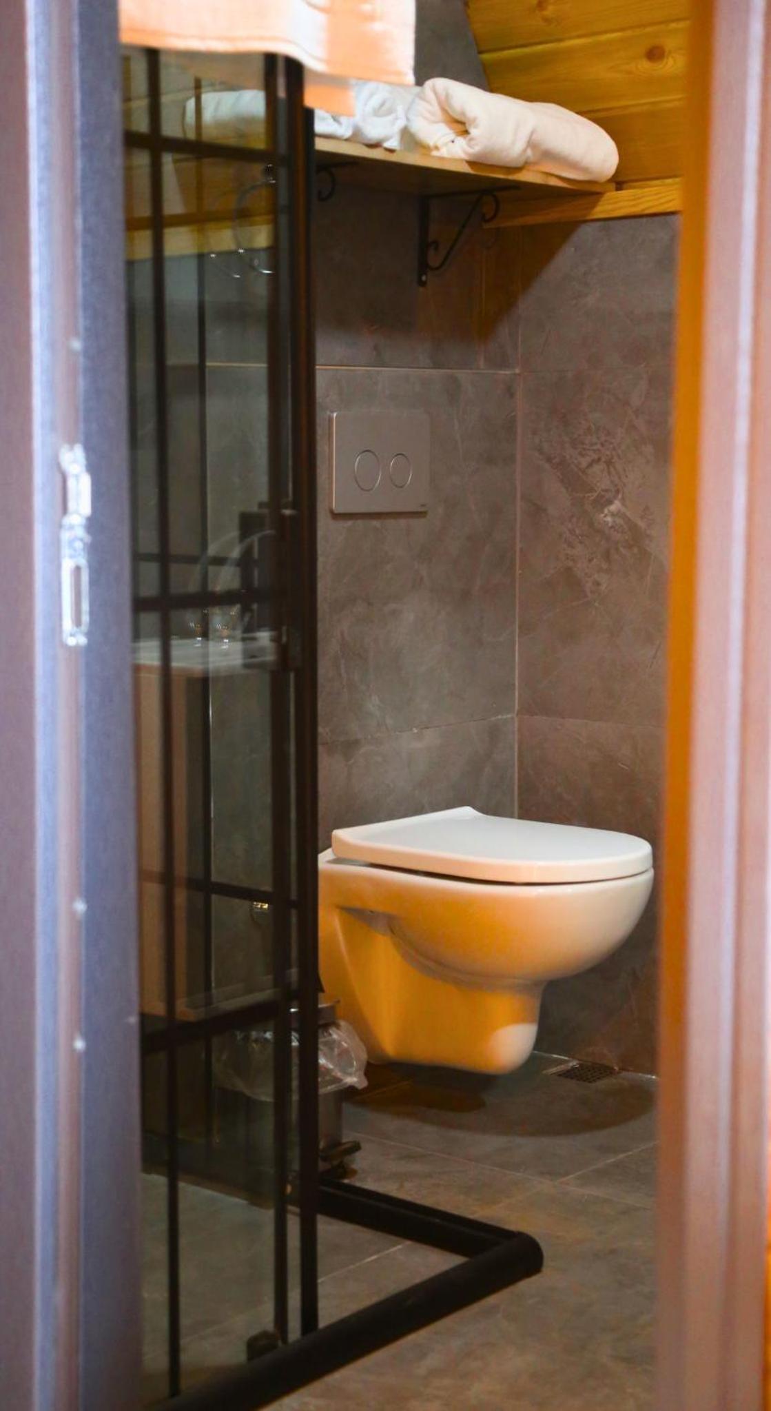 King Suite With Spa Bath photo 2