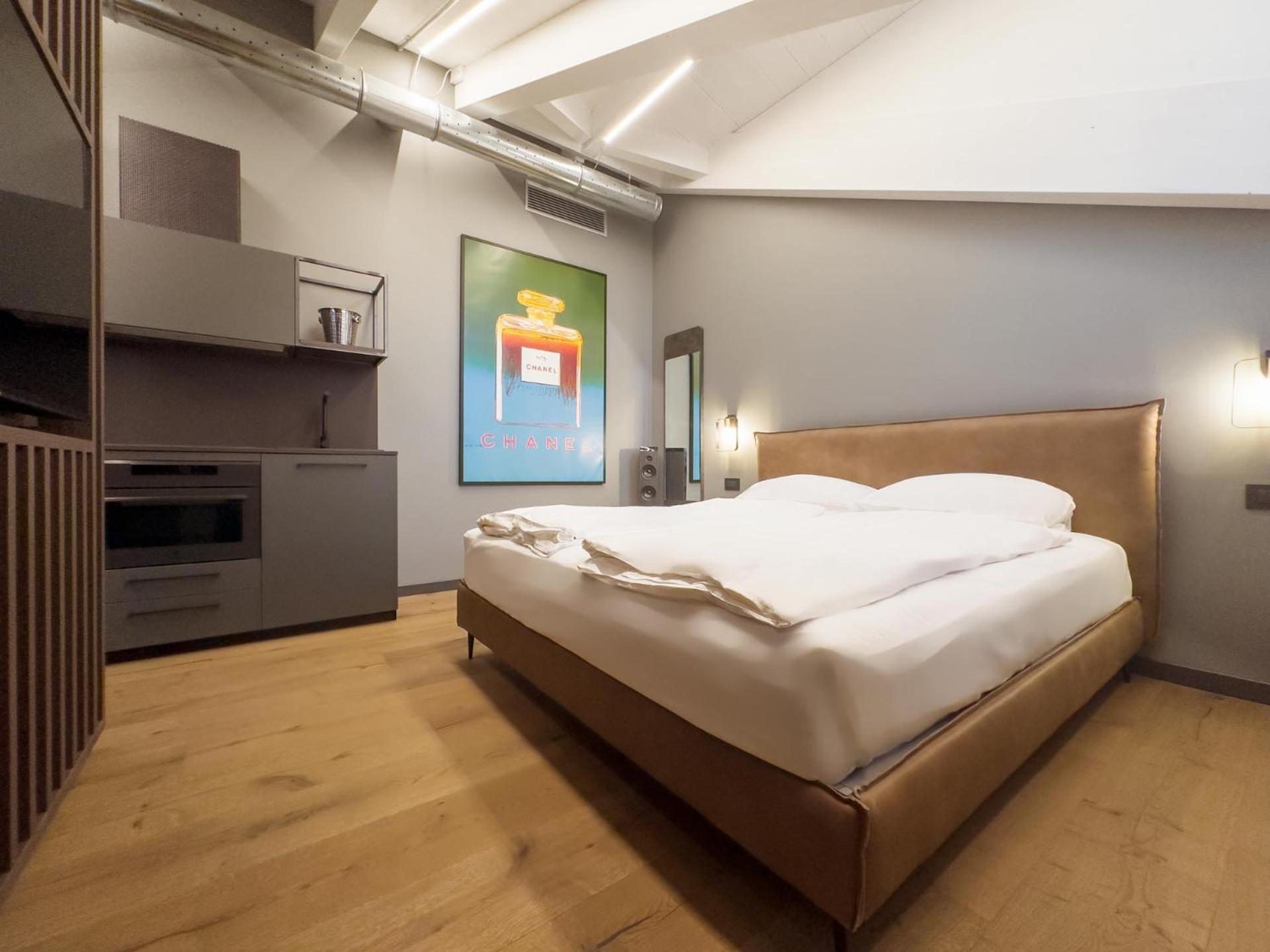 Suite Apartment