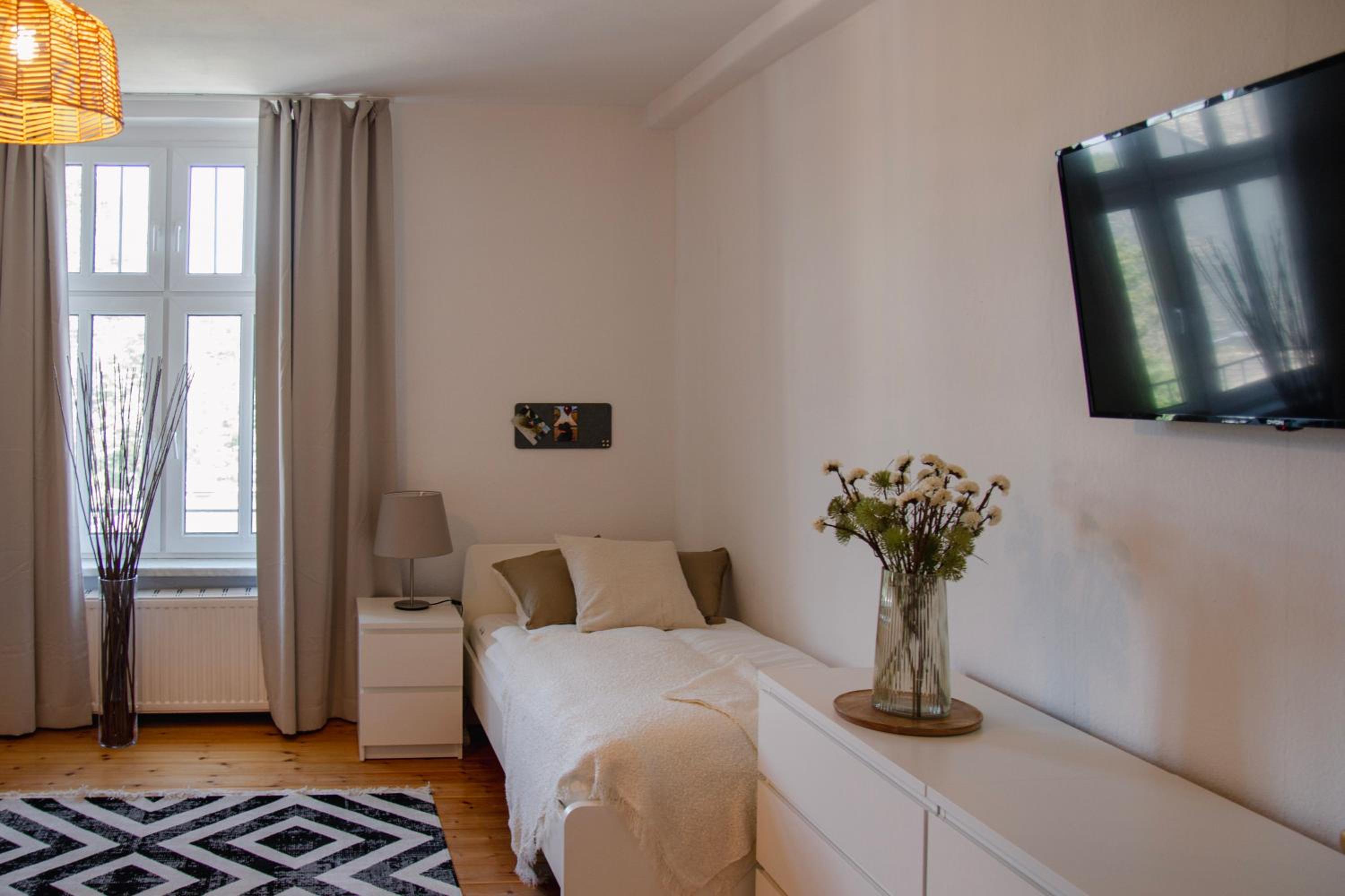 Three-Bedroom Standard Apartment photo 1