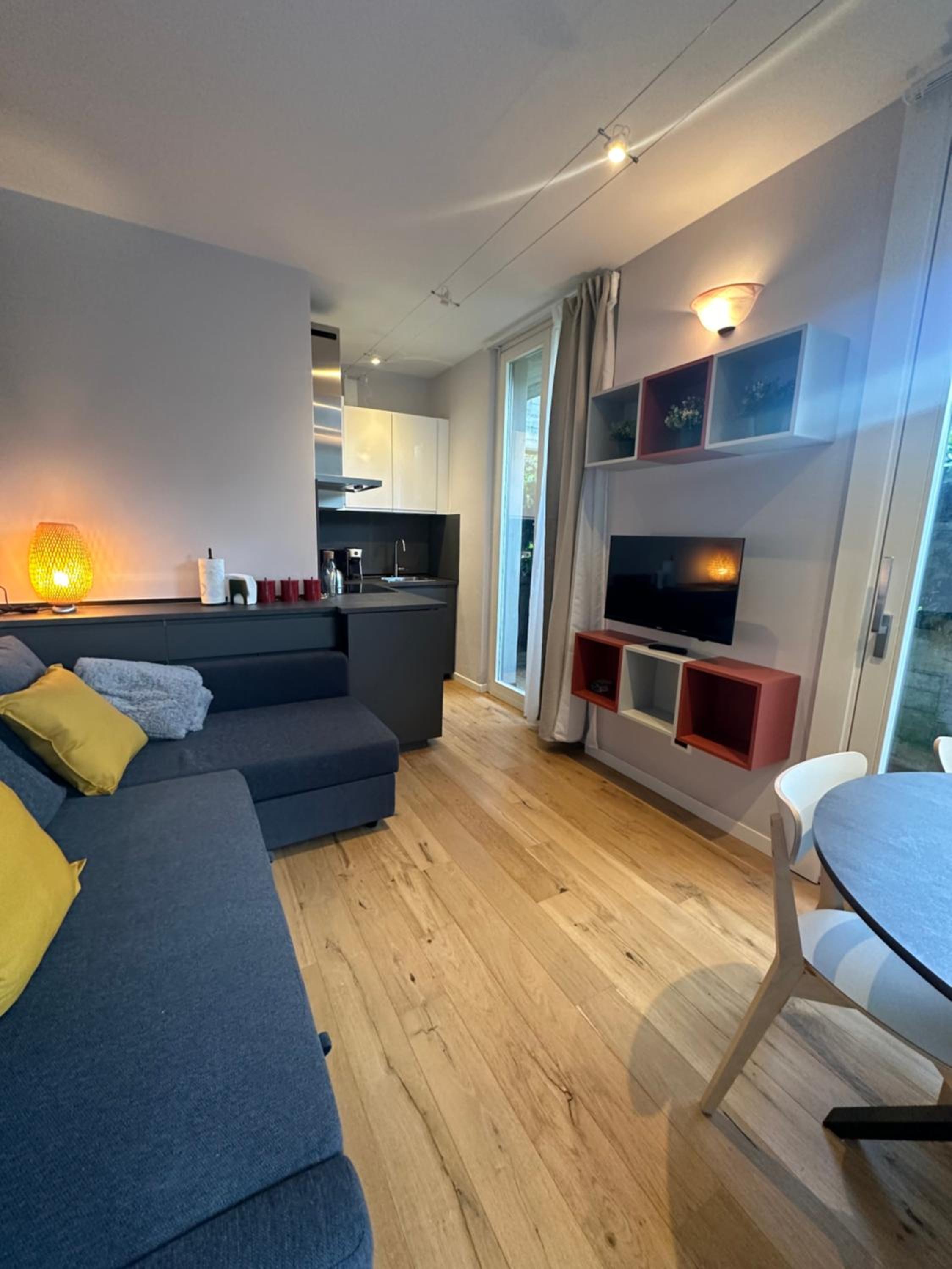 One-Bedroom Apartment