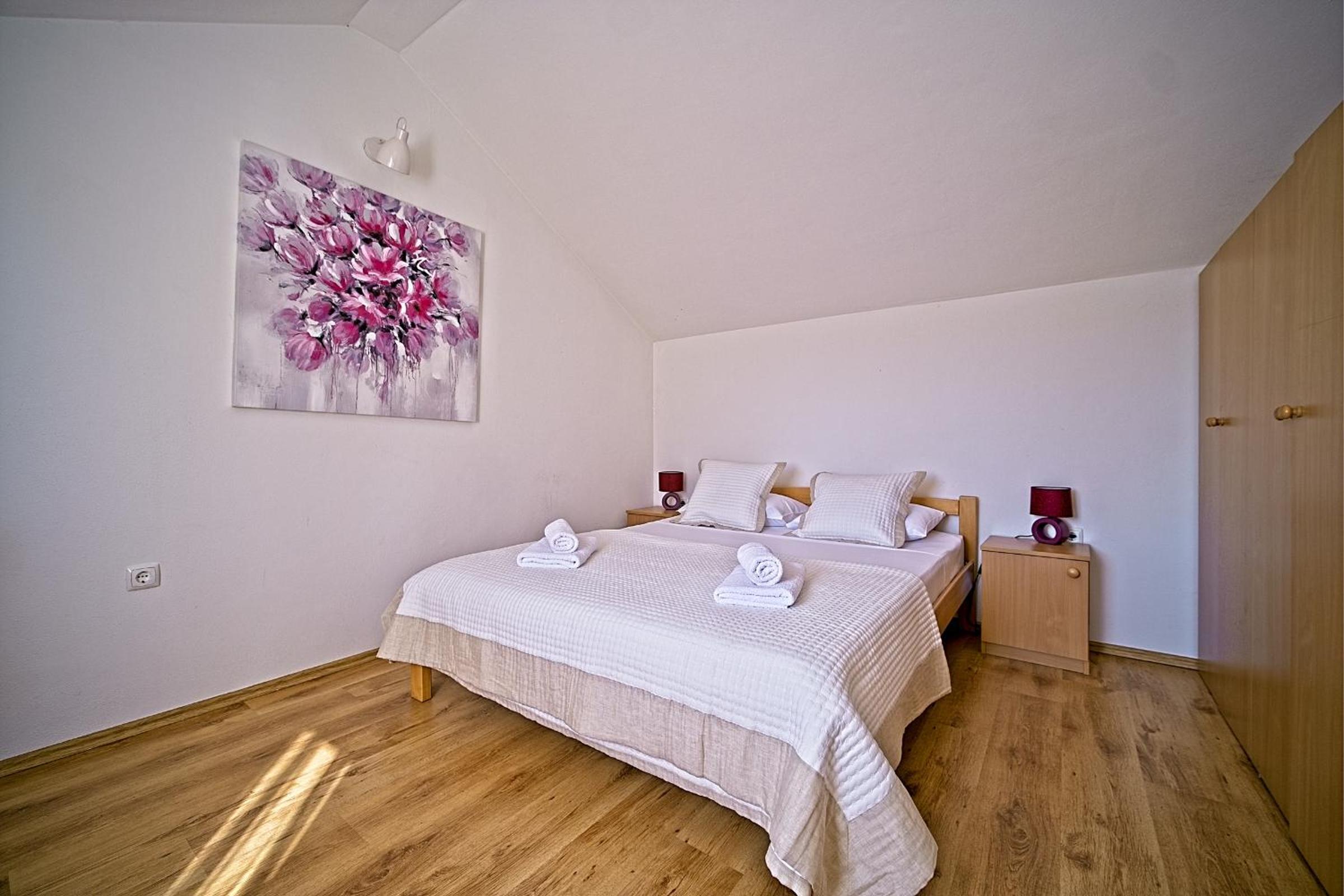Three-Bedroom House photo 1