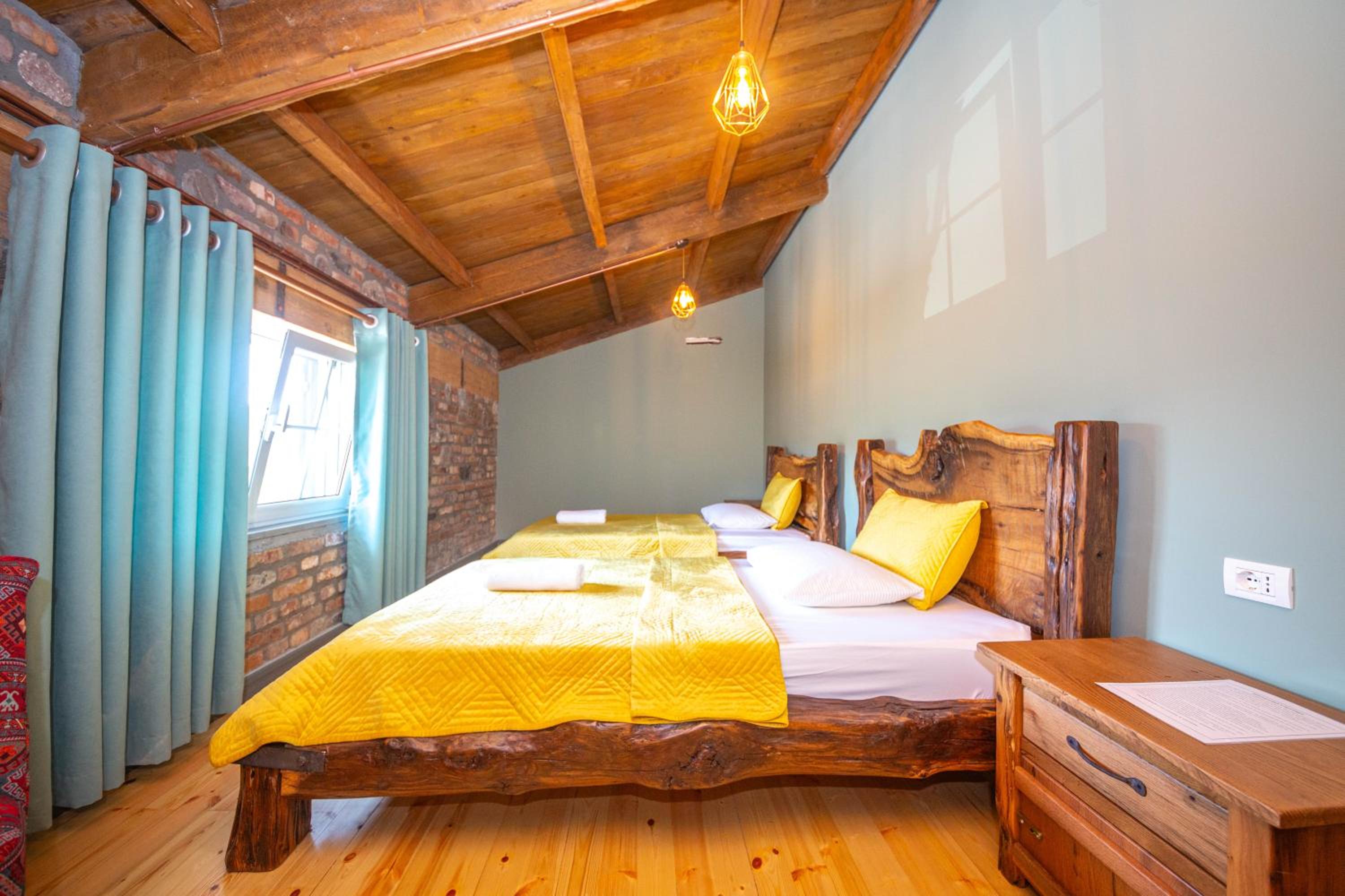 Twin Room with Mountain View