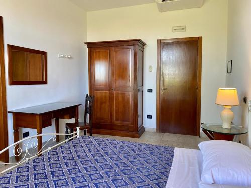 Large Double Room photo 3