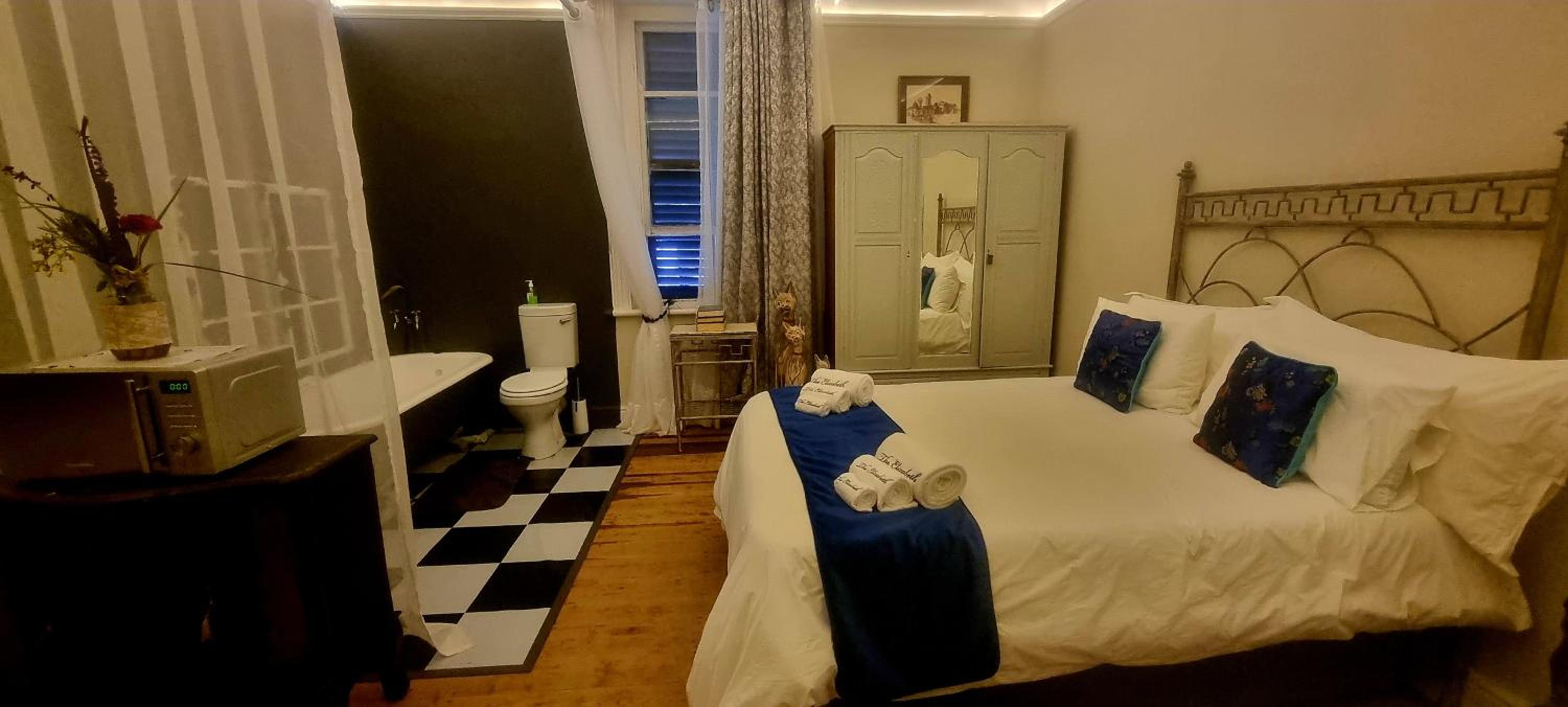 Economy Double Room photo 1