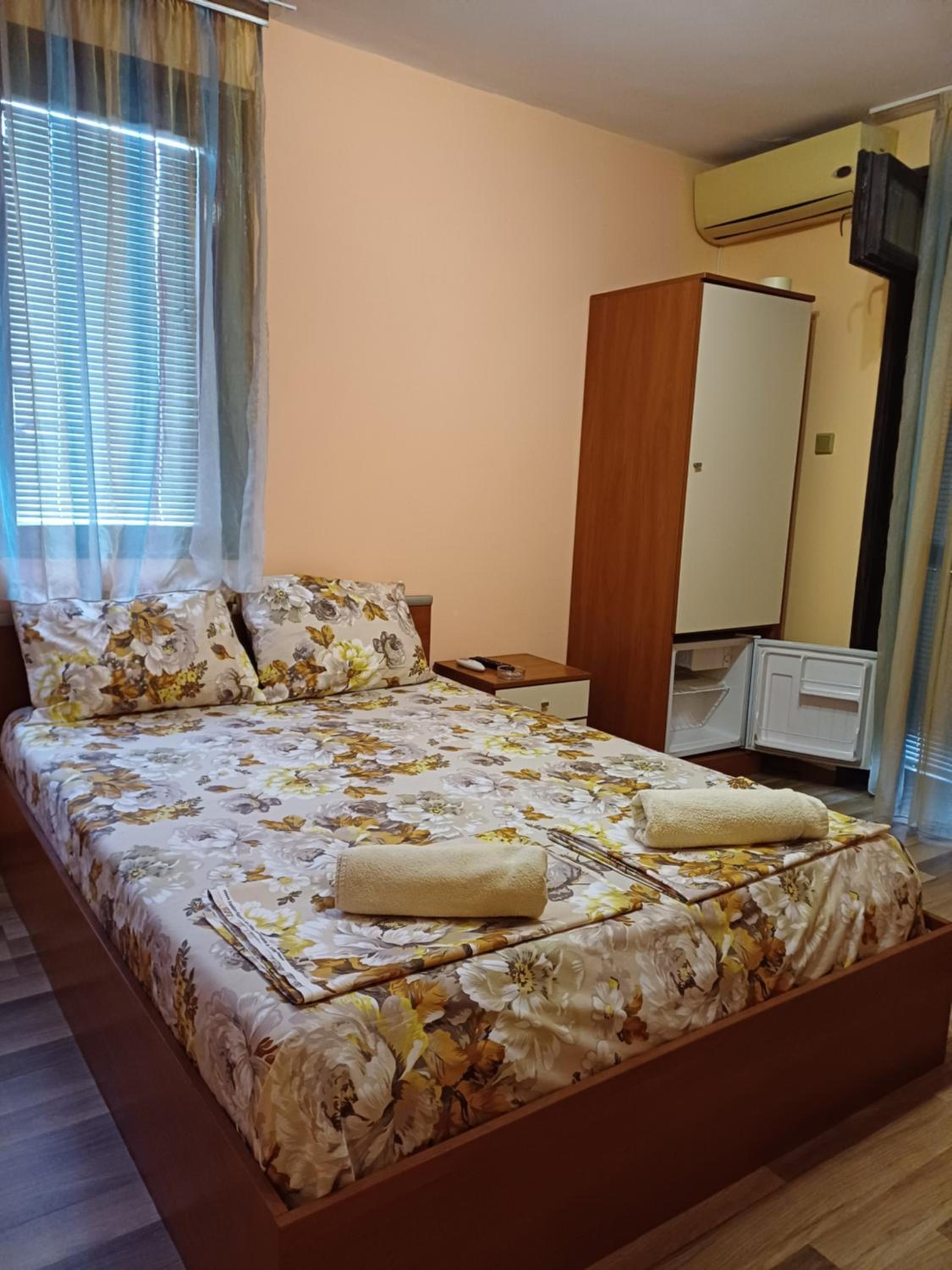 Triple Room with Bathroom photo 2