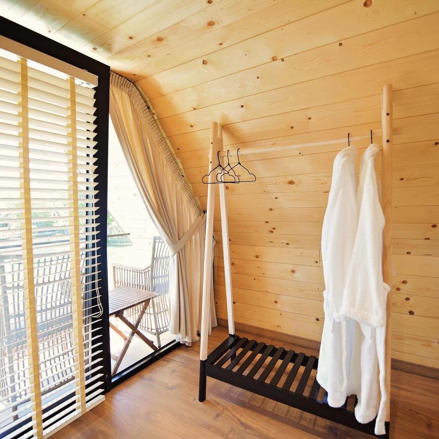 Deluxe Double Room with Shower