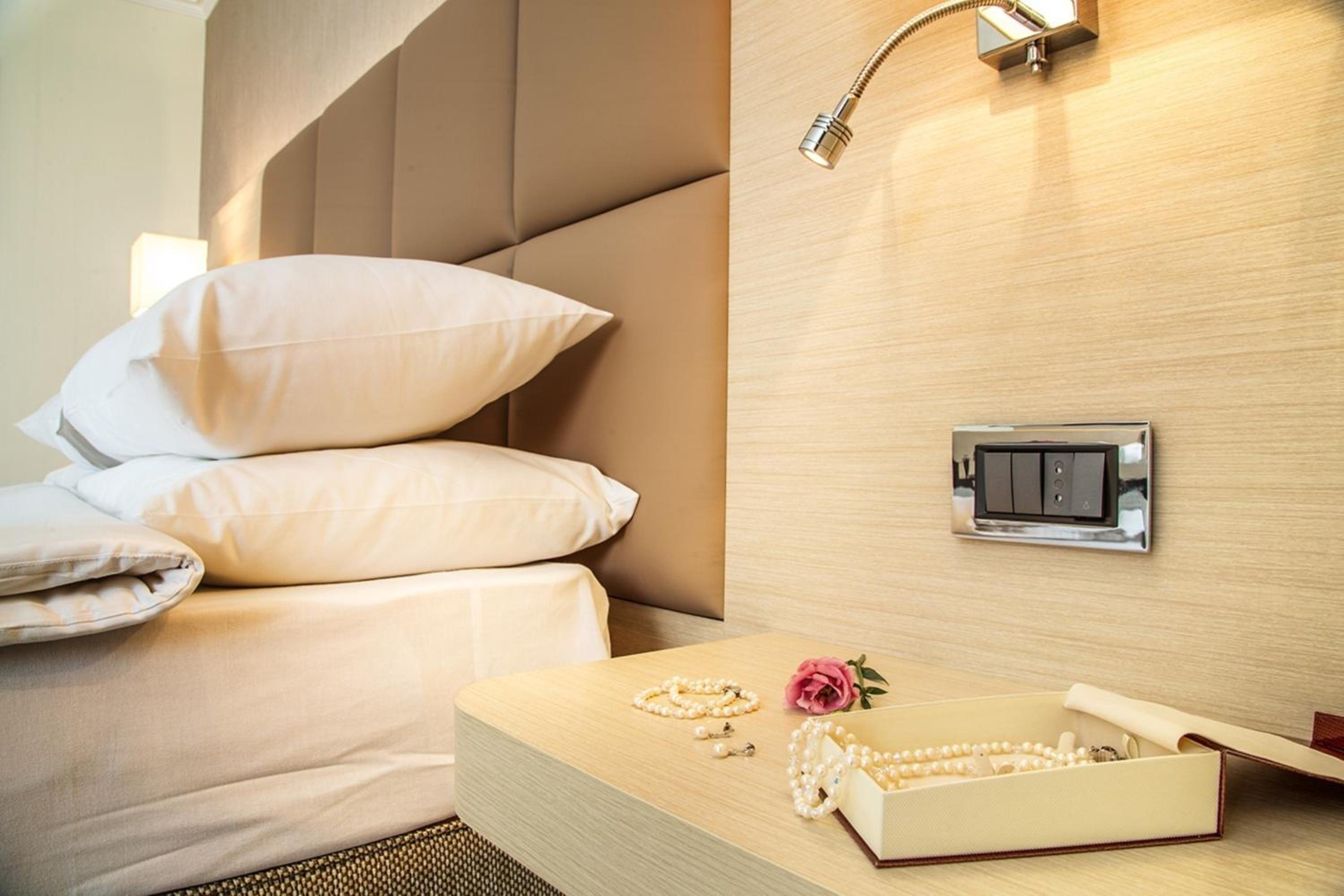 Busines Double Room - Photo 12