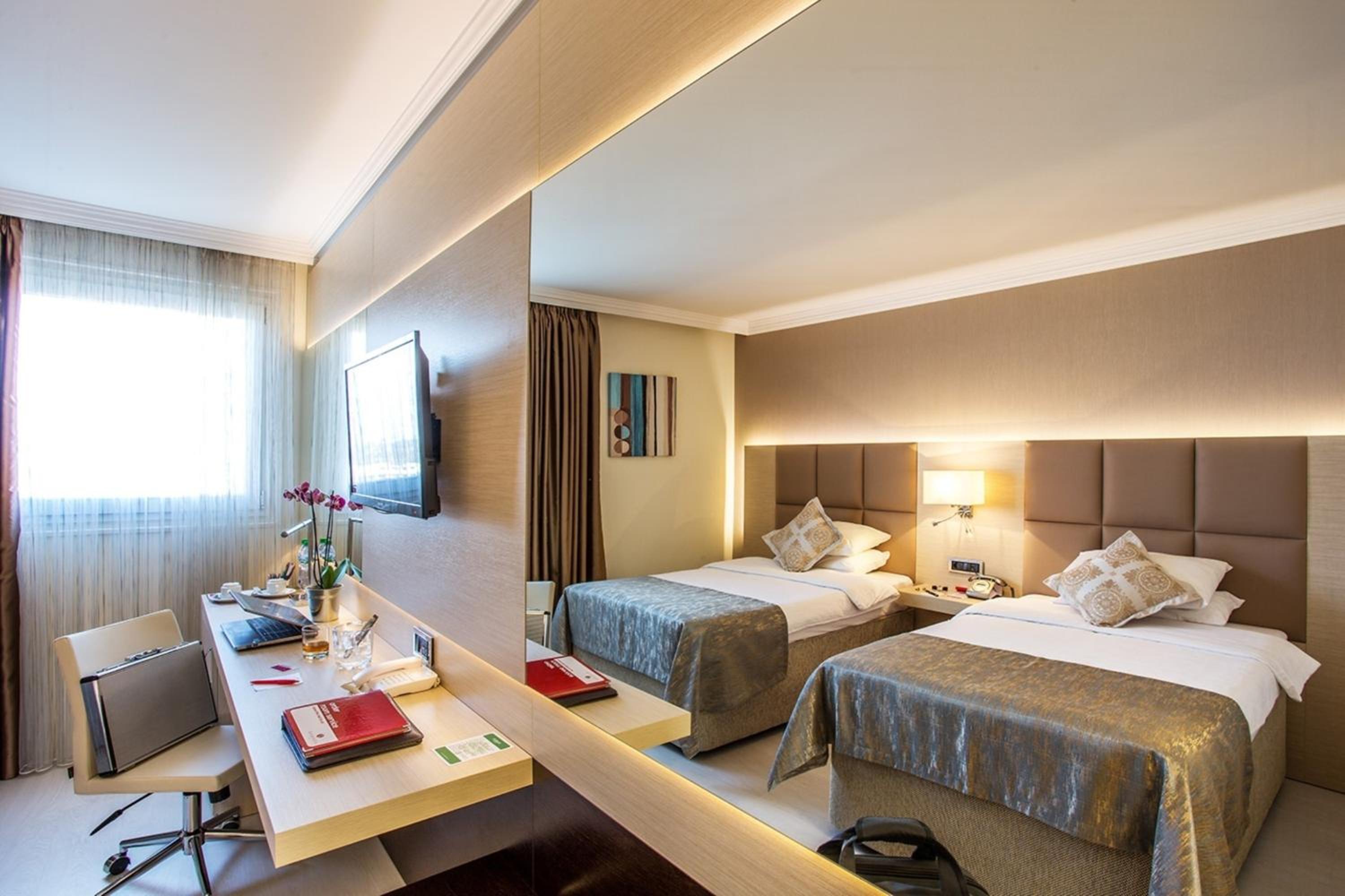 Busines Twin Room - Photo 10