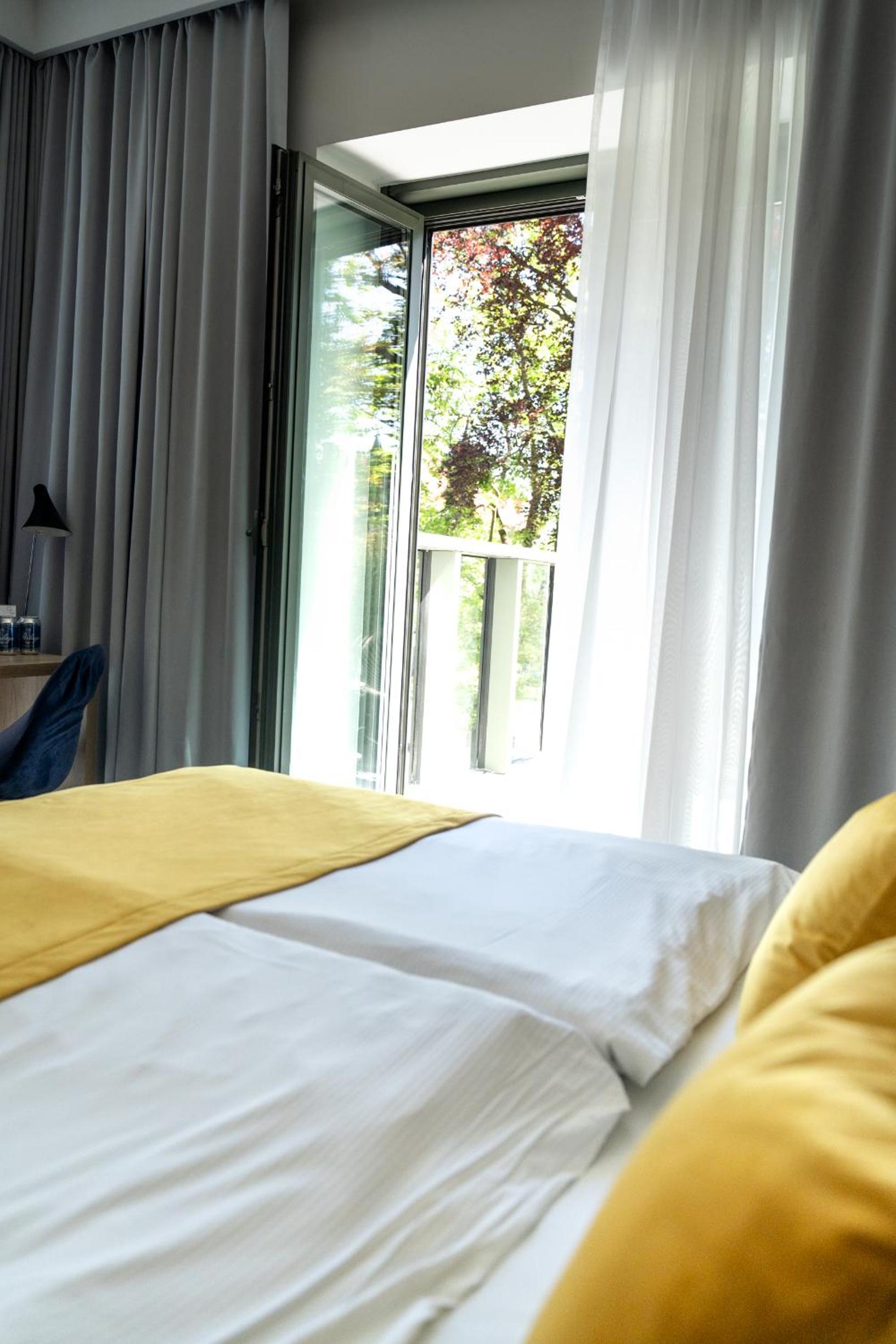 Double Room with Terrace photo 3