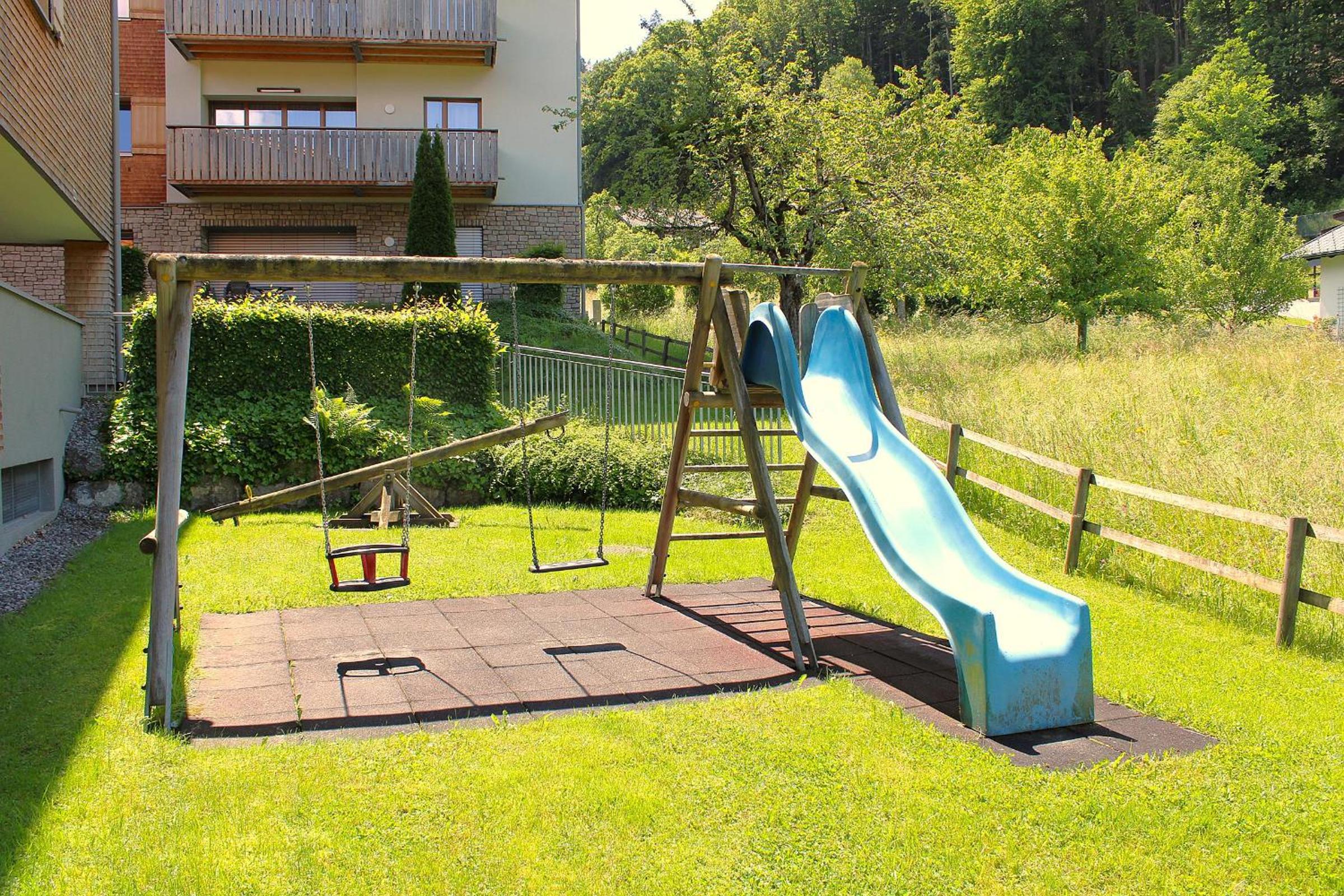 Apartment with Mountain View photo 3