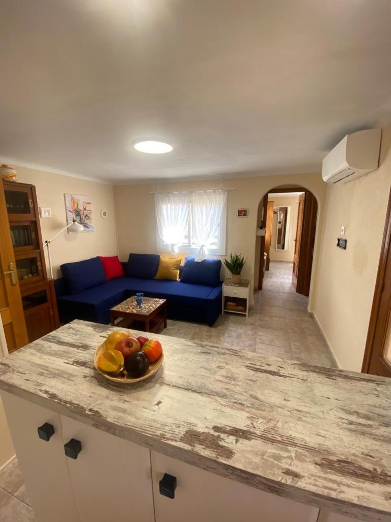 Apartamento de Dos Habitaciones con Terraza
