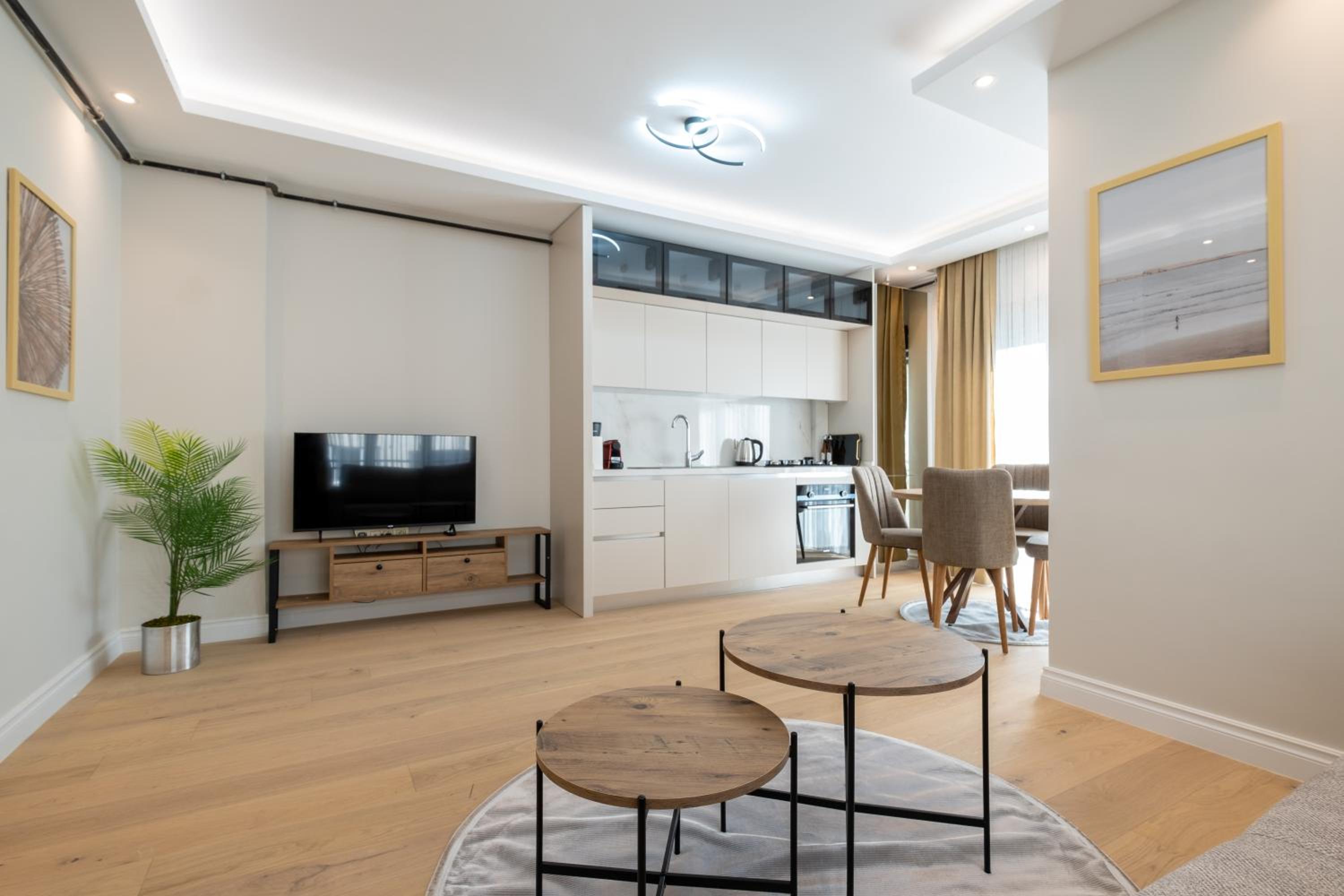 Two-Bedroom Deluxe Apartment photo 1