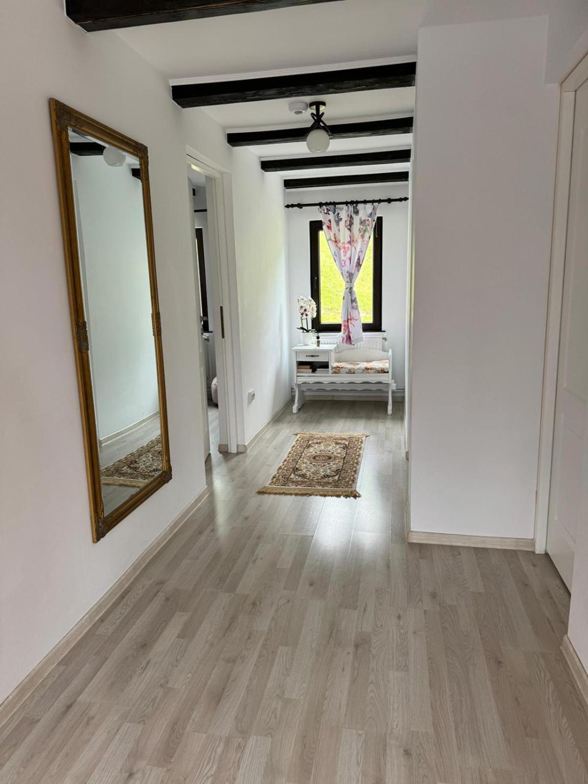 Four-Bedroom House photo 1