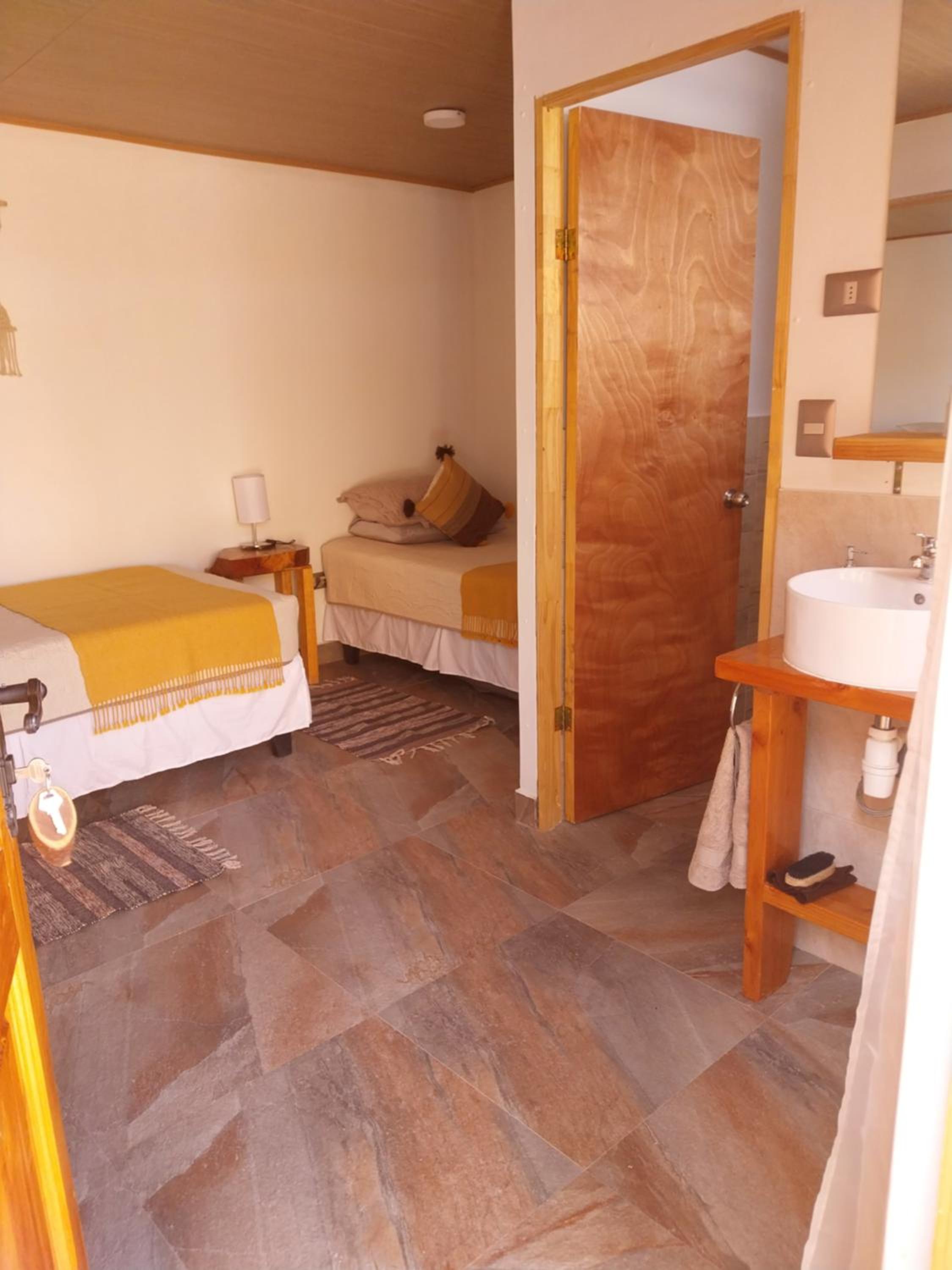 Triple Room with Private Bathroom photo 1