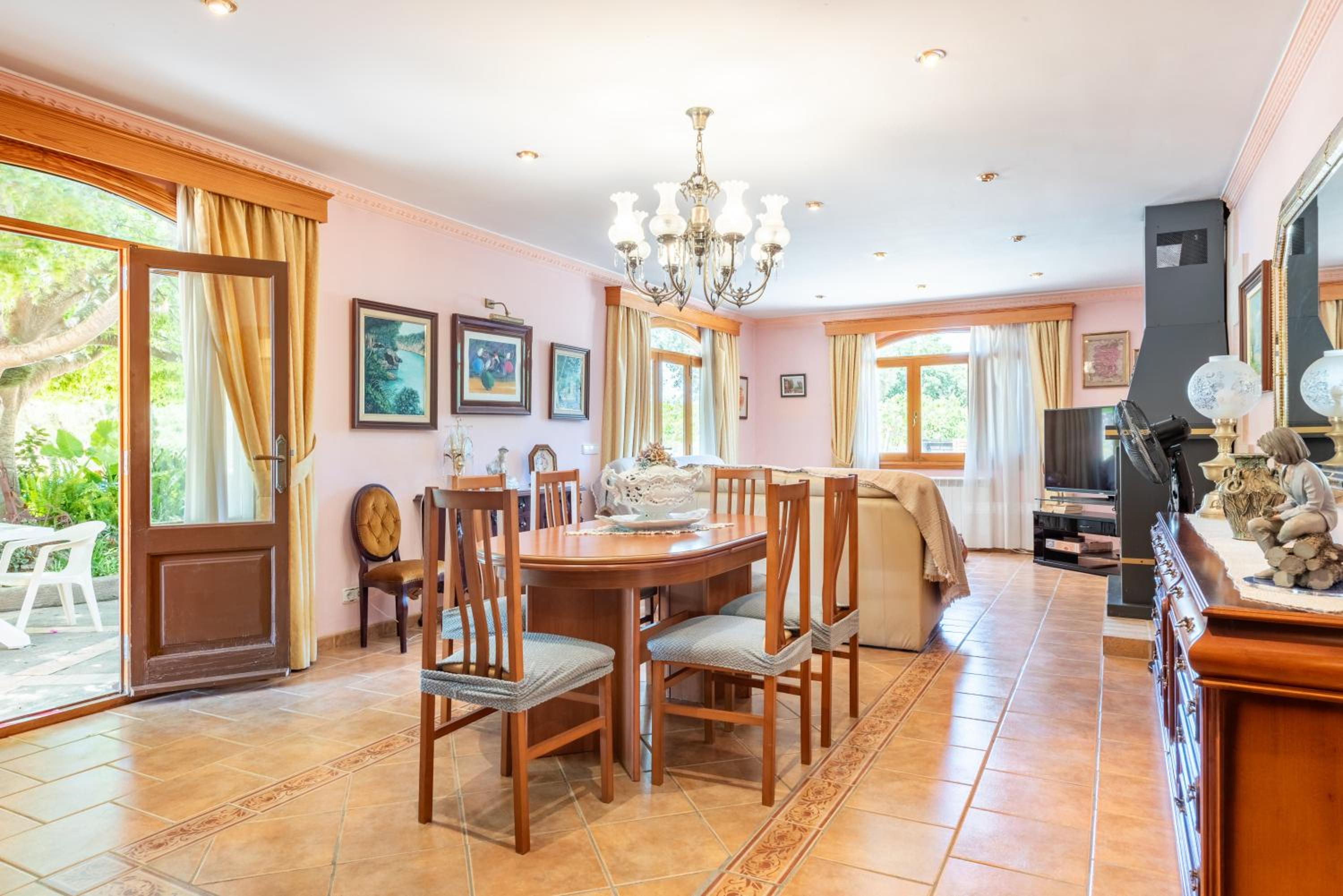 Villa with Garden View photo 3