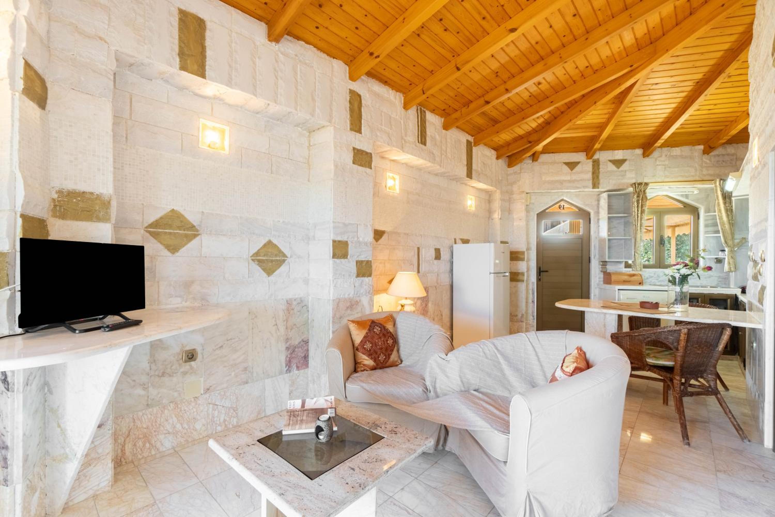 Superior One-Bedroom Apartment with Balcony