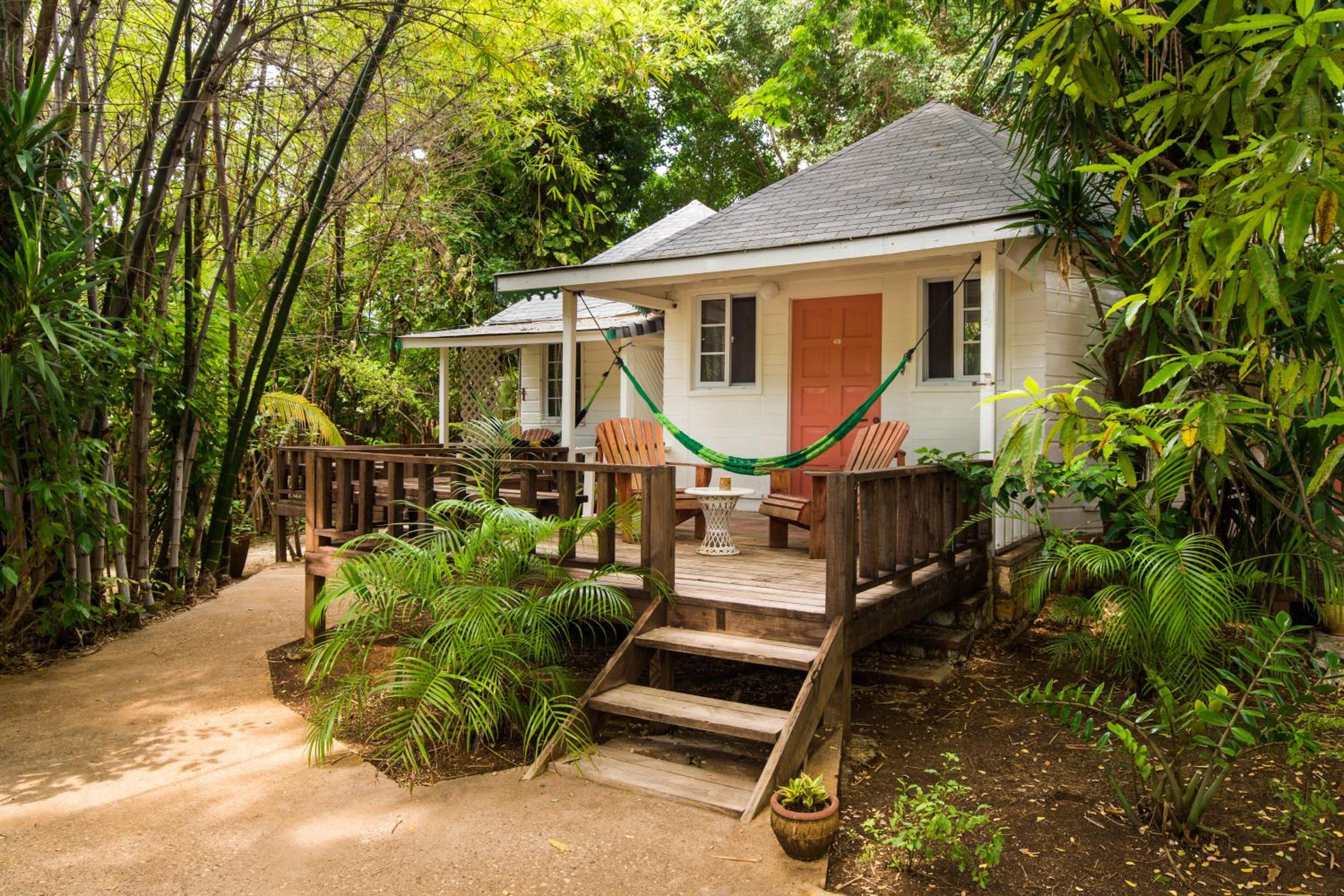 Garden Side Bungalow photo 3