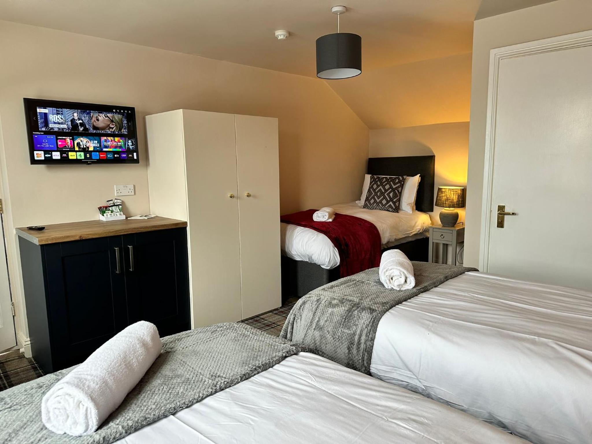 Triple Room