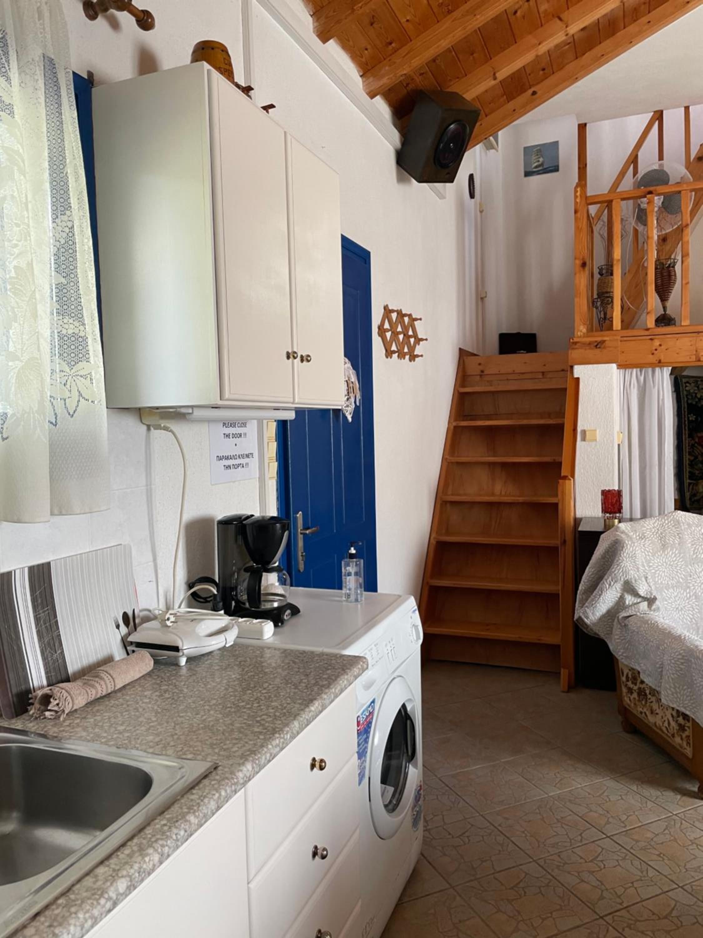 Two-Bedroom House photo 3