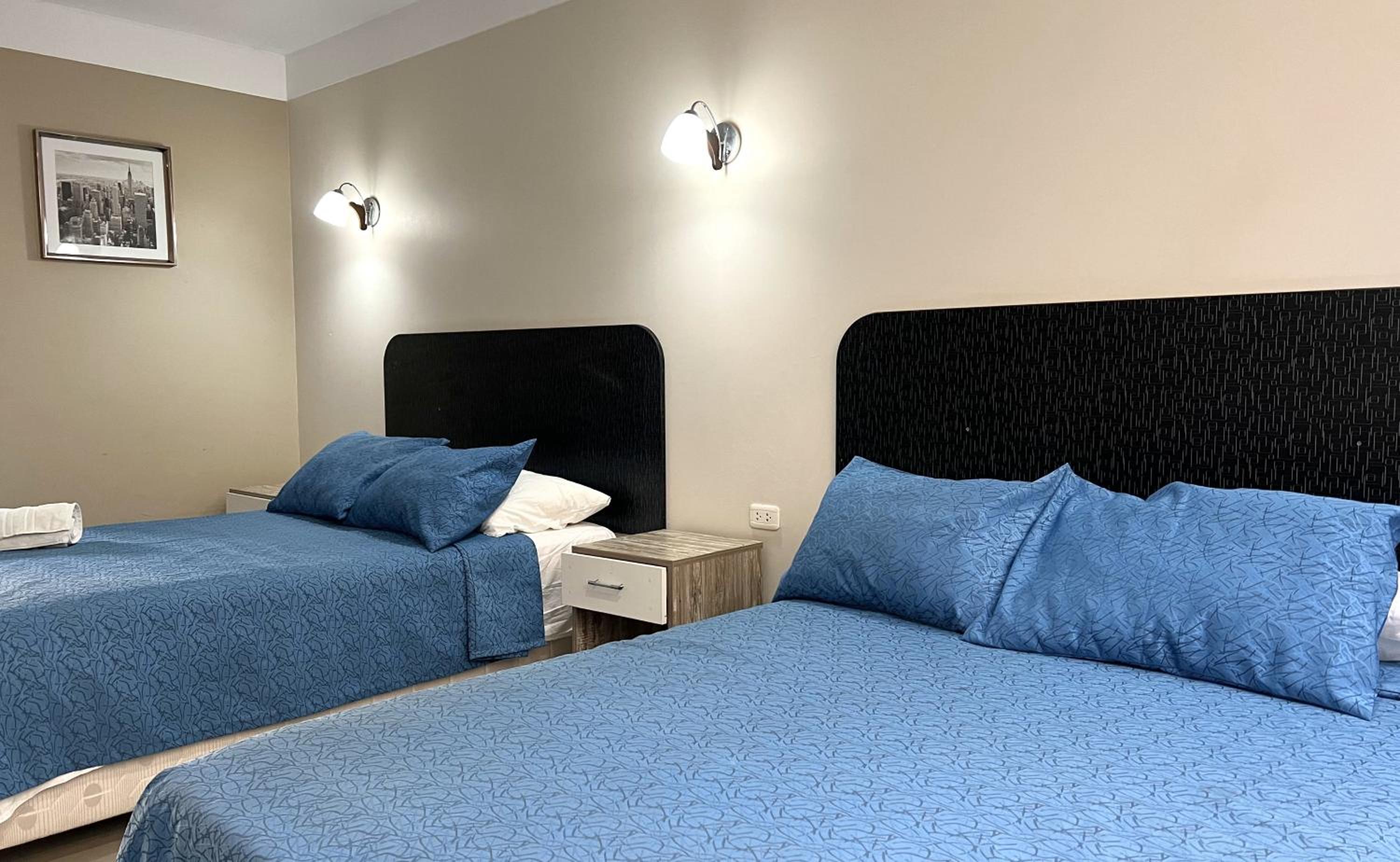 Standard Twin Room with Garden View photo 2