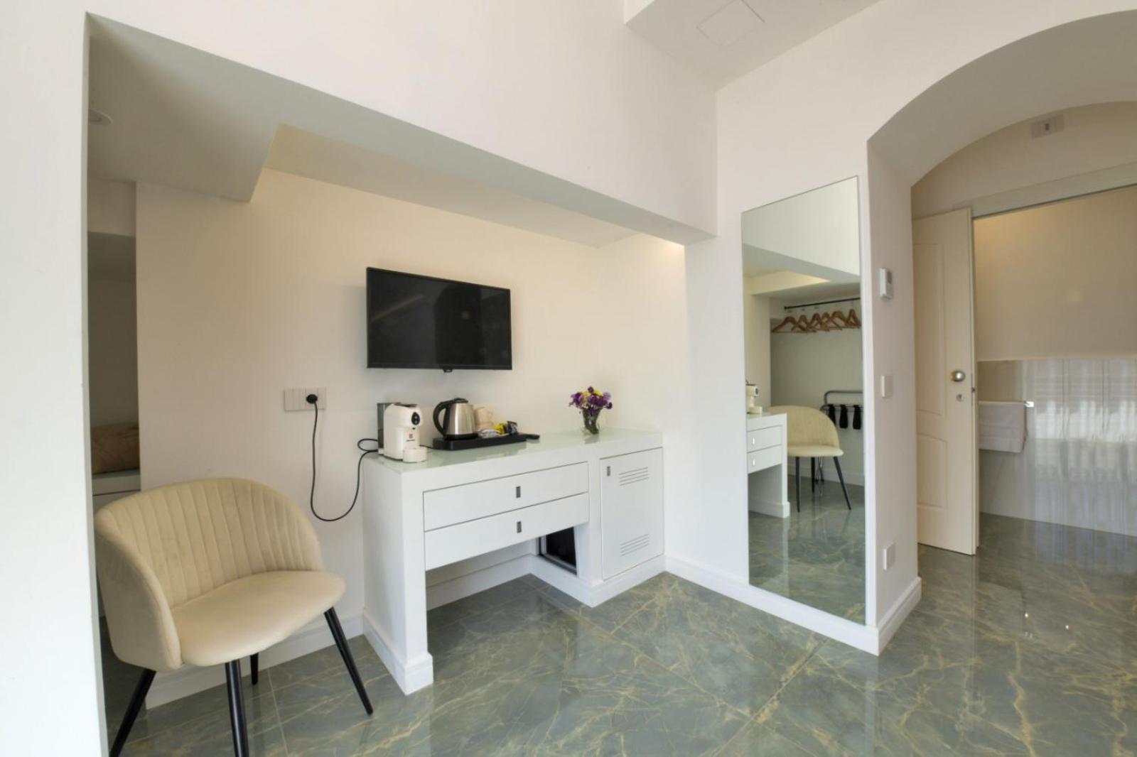 Double Room with Sea View photo 2