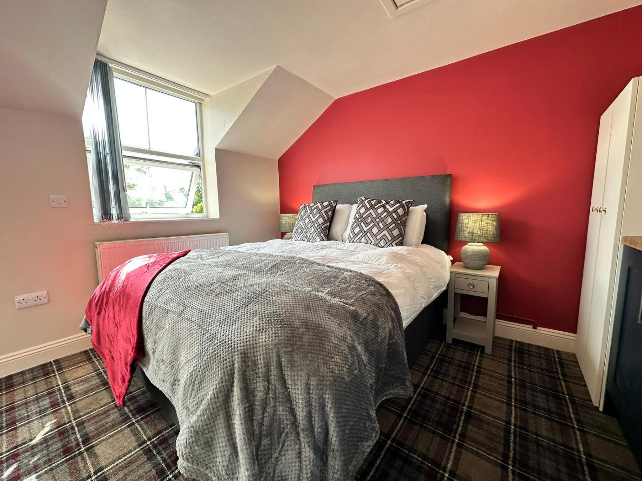 Family Room - Photo 18