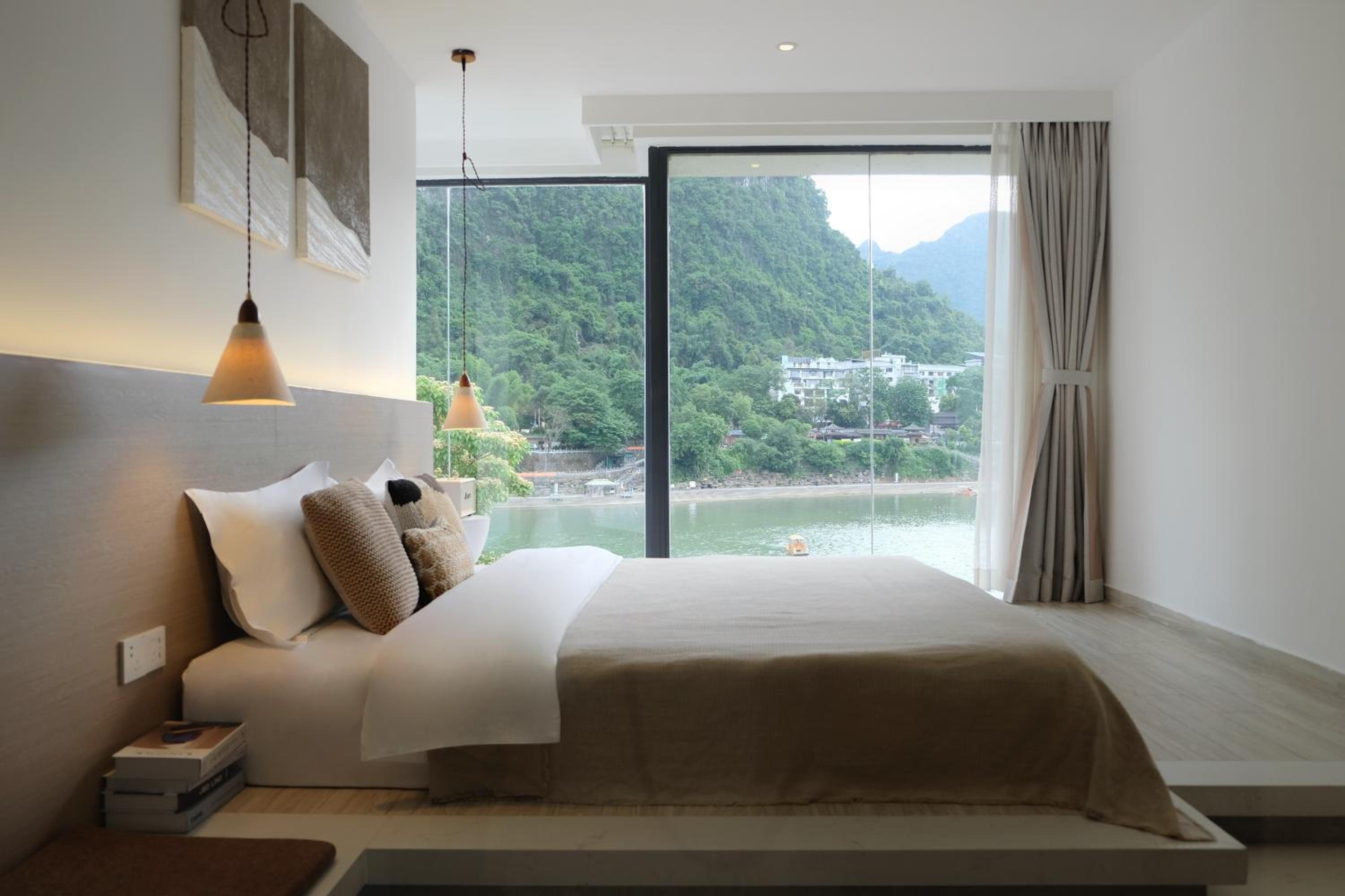 桥景双人间