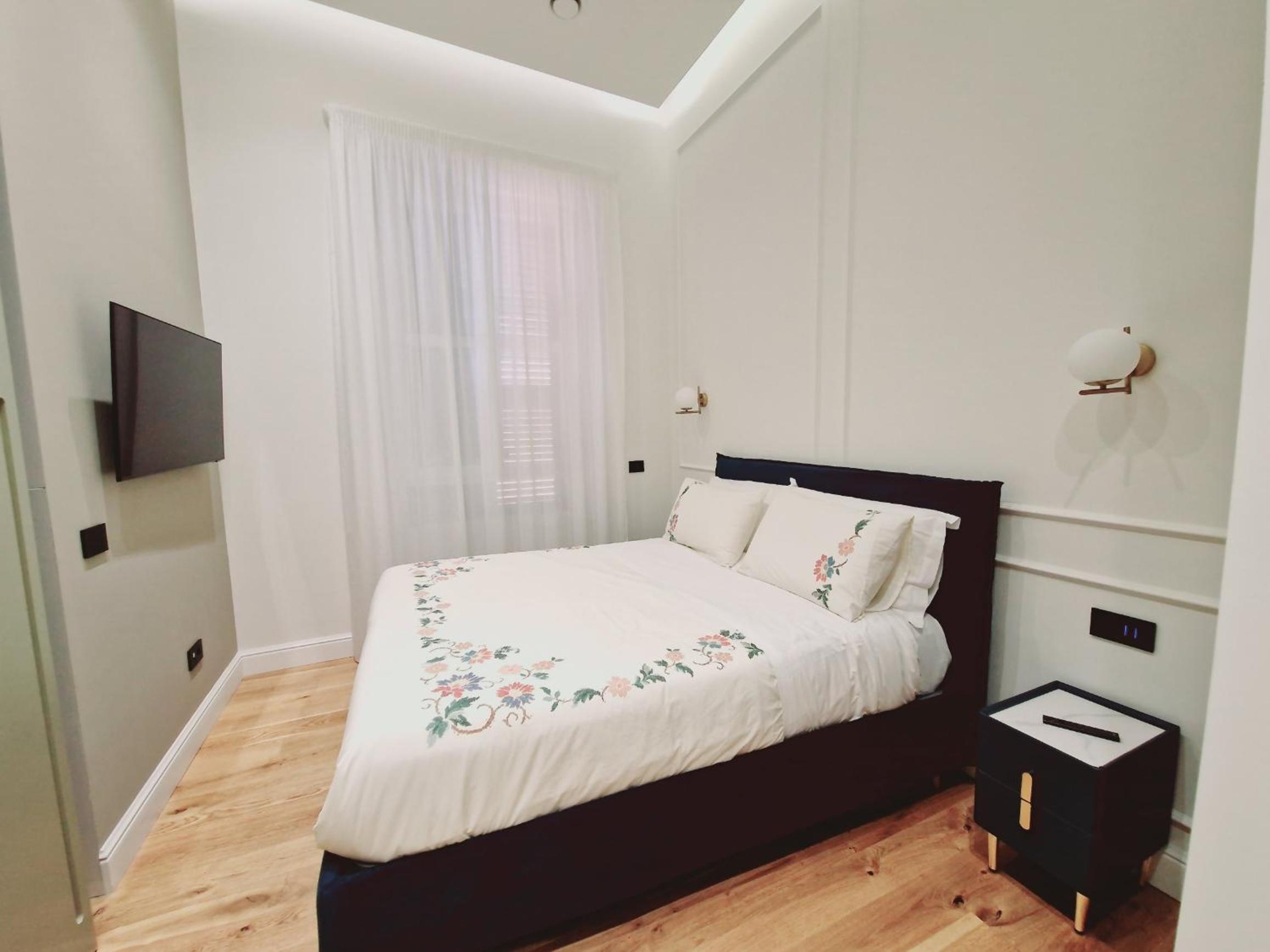 Double Room with Private Bathroom photo 1