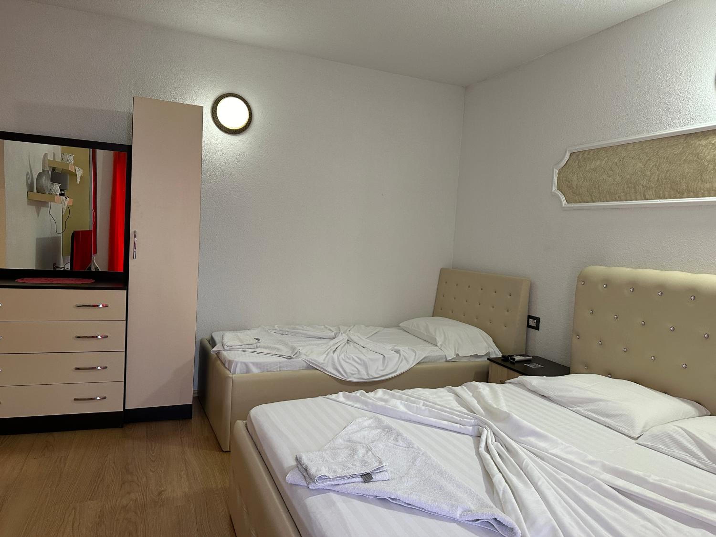 Double Or Twin Room With Balcony photo 2