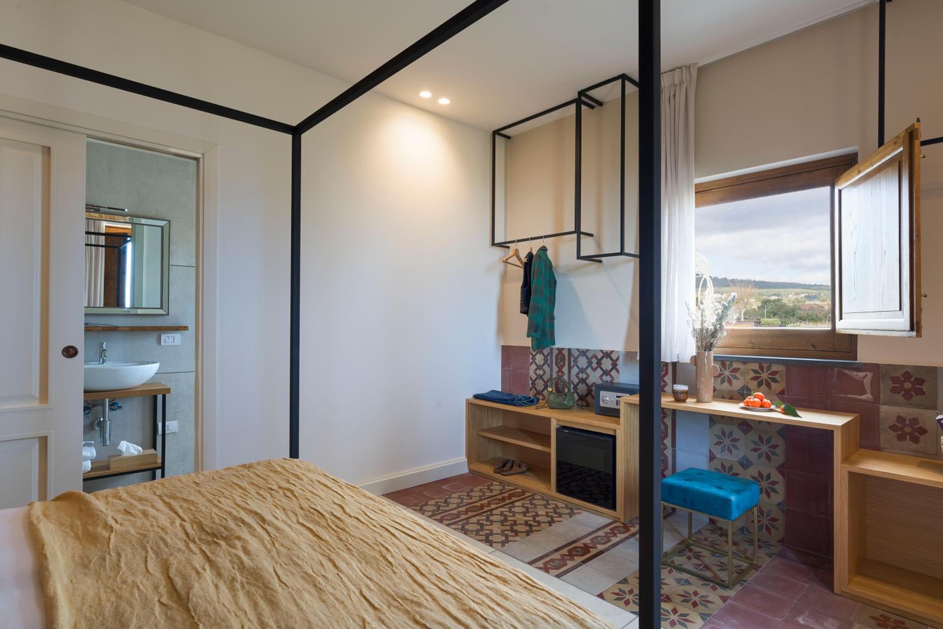 Double Room with Pool View photo 2