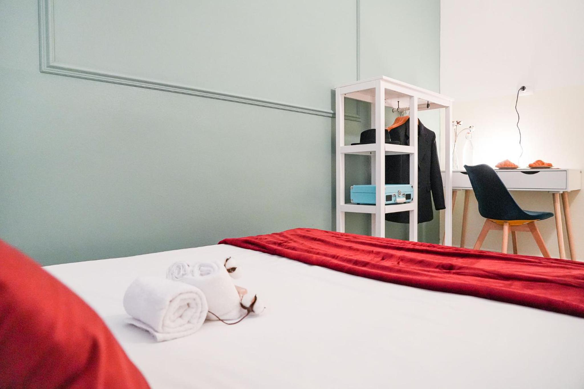 Economy Double Room - Photo 4