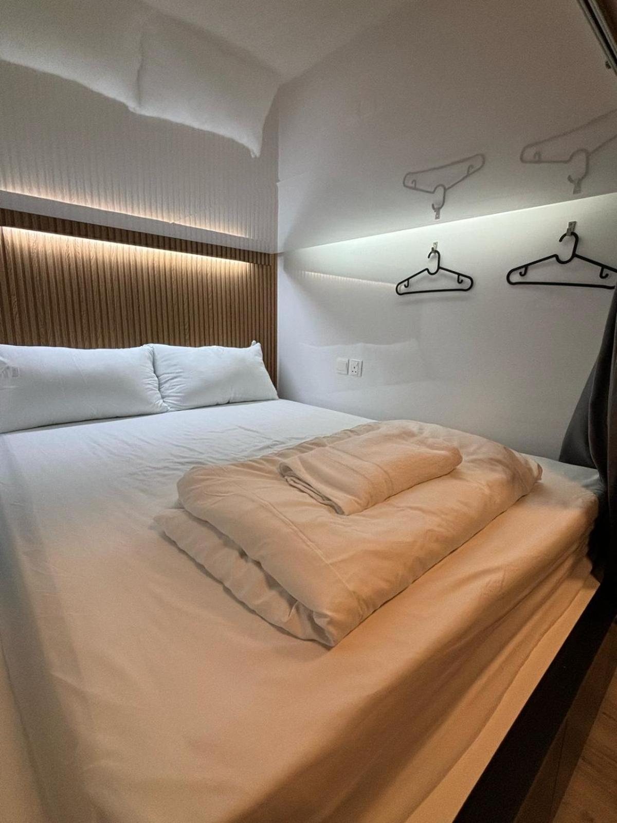 Bed in 10-Bed Mixed Dormitory Room photo 1