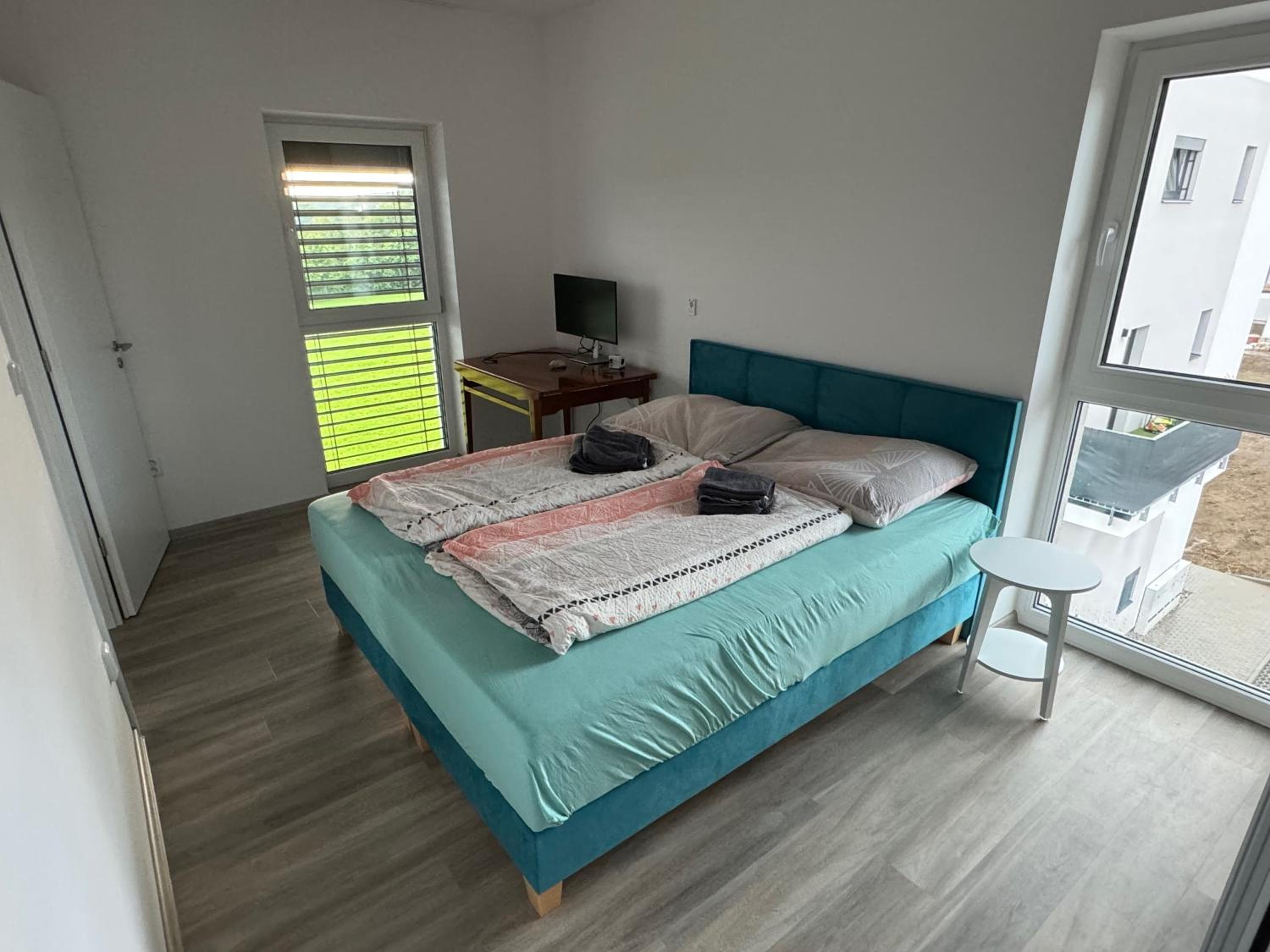 One-Bedroom Apartment photo 2