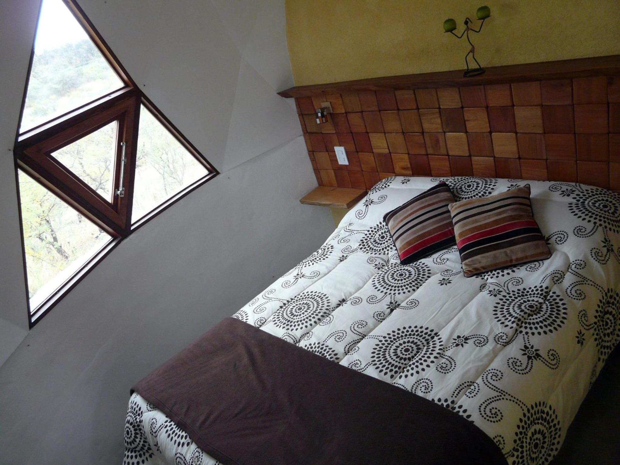One-Bedroom House photo 1