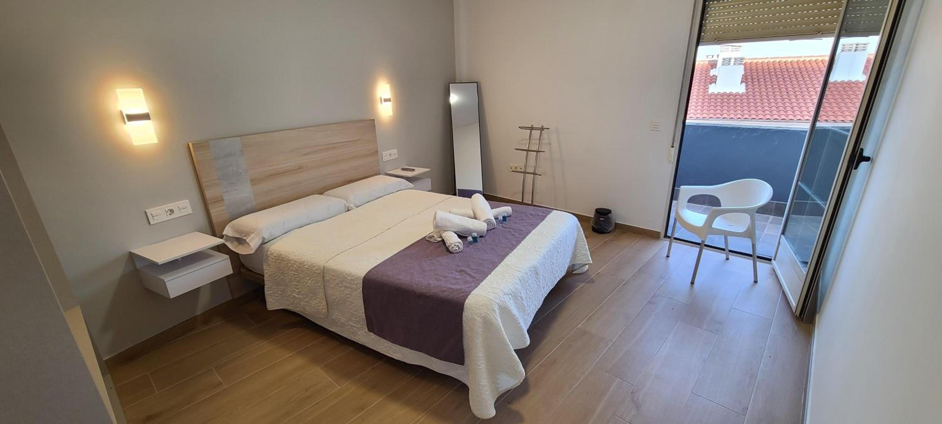 Economy Double Room photo 2