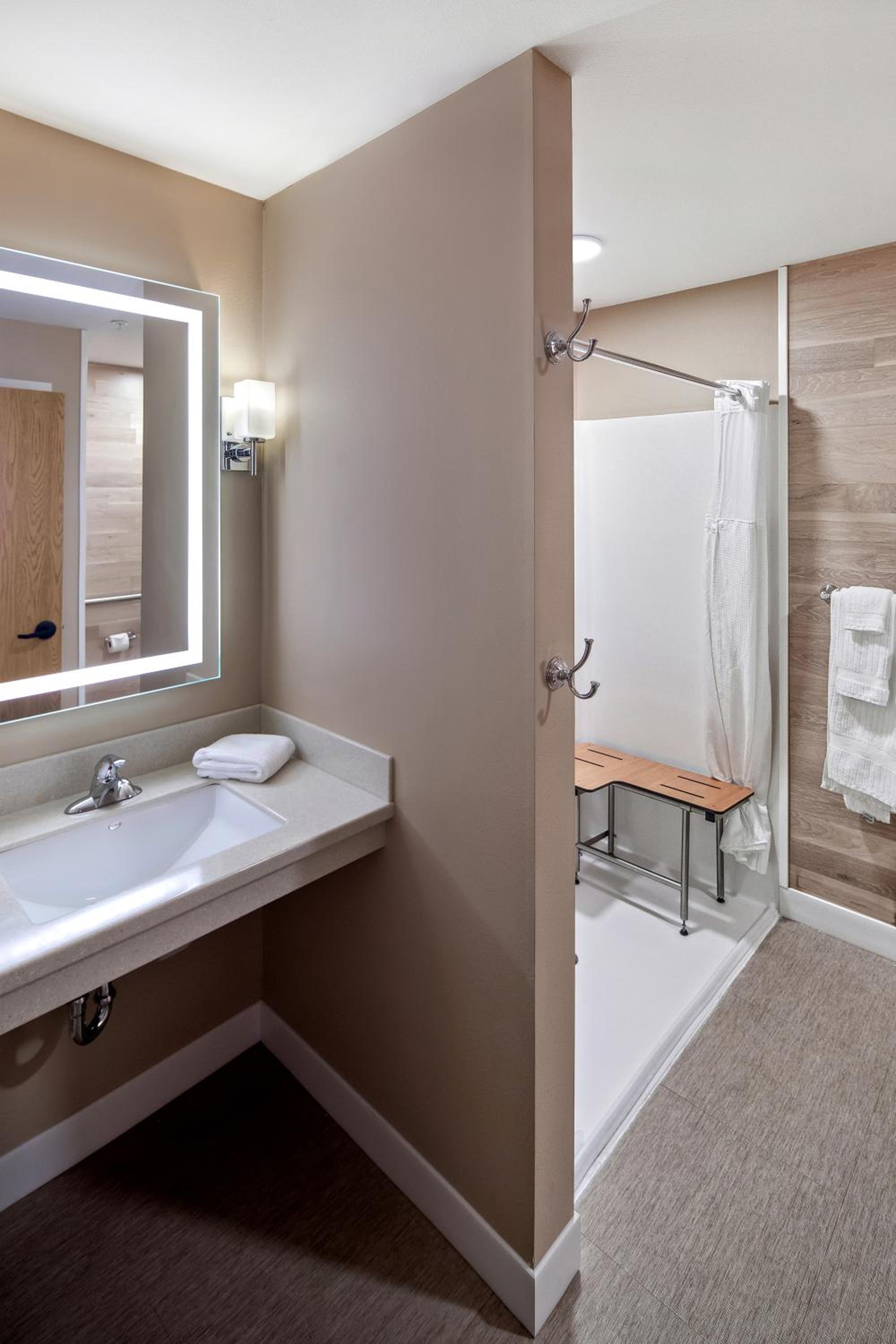 Superior Twin Room photo 2