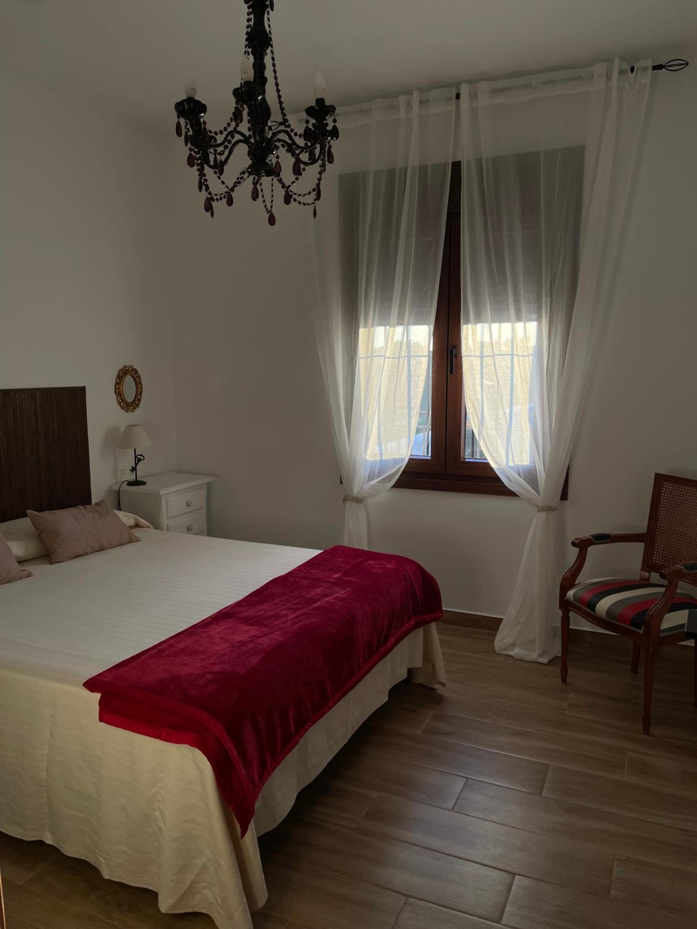 Casa de cuatro habitaciones