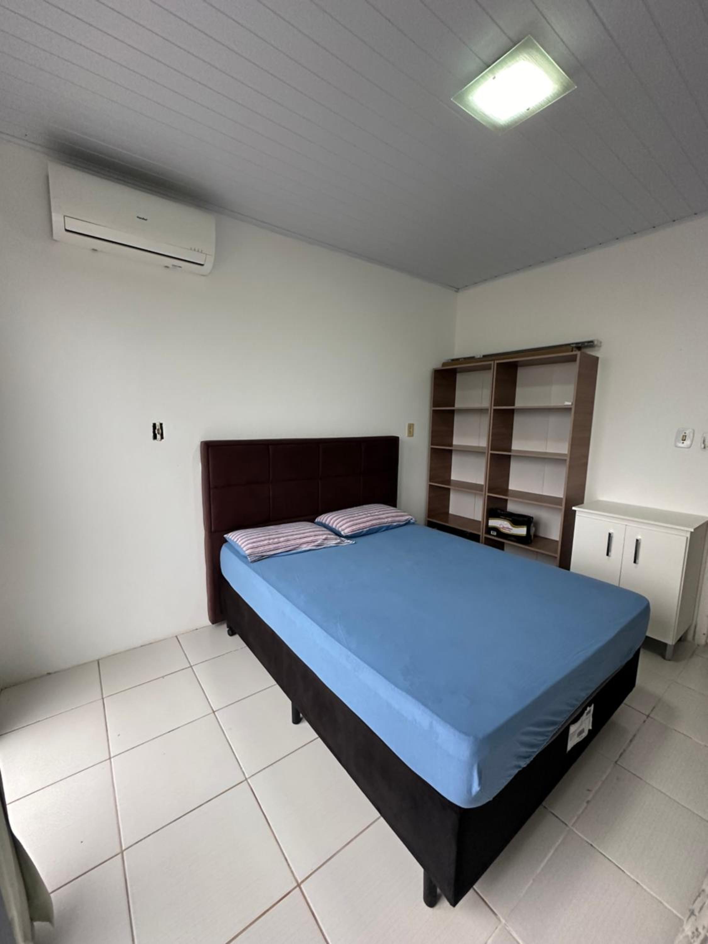 One-Bedroom House photo 1