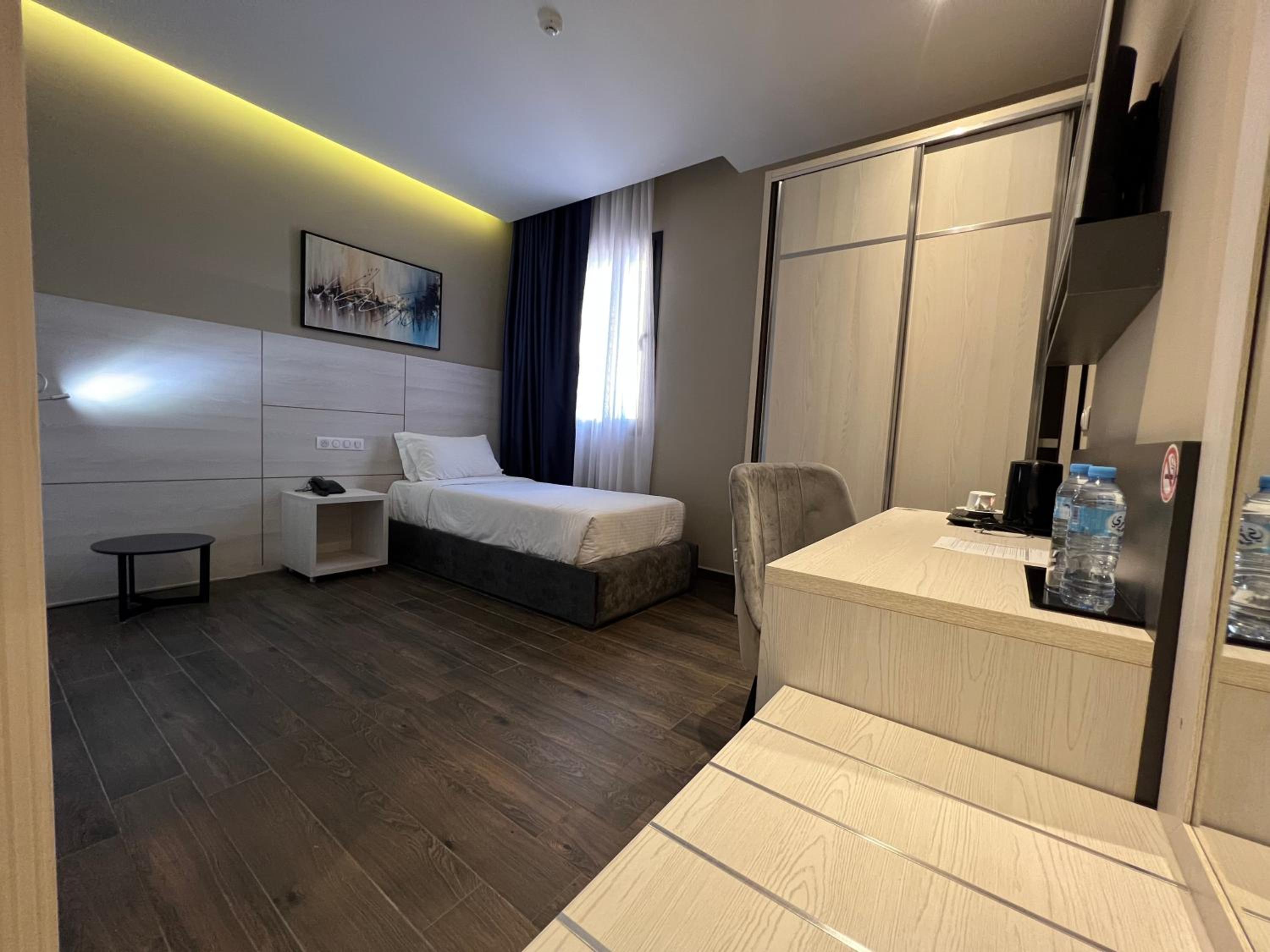 Deluxe Single Room photo 1