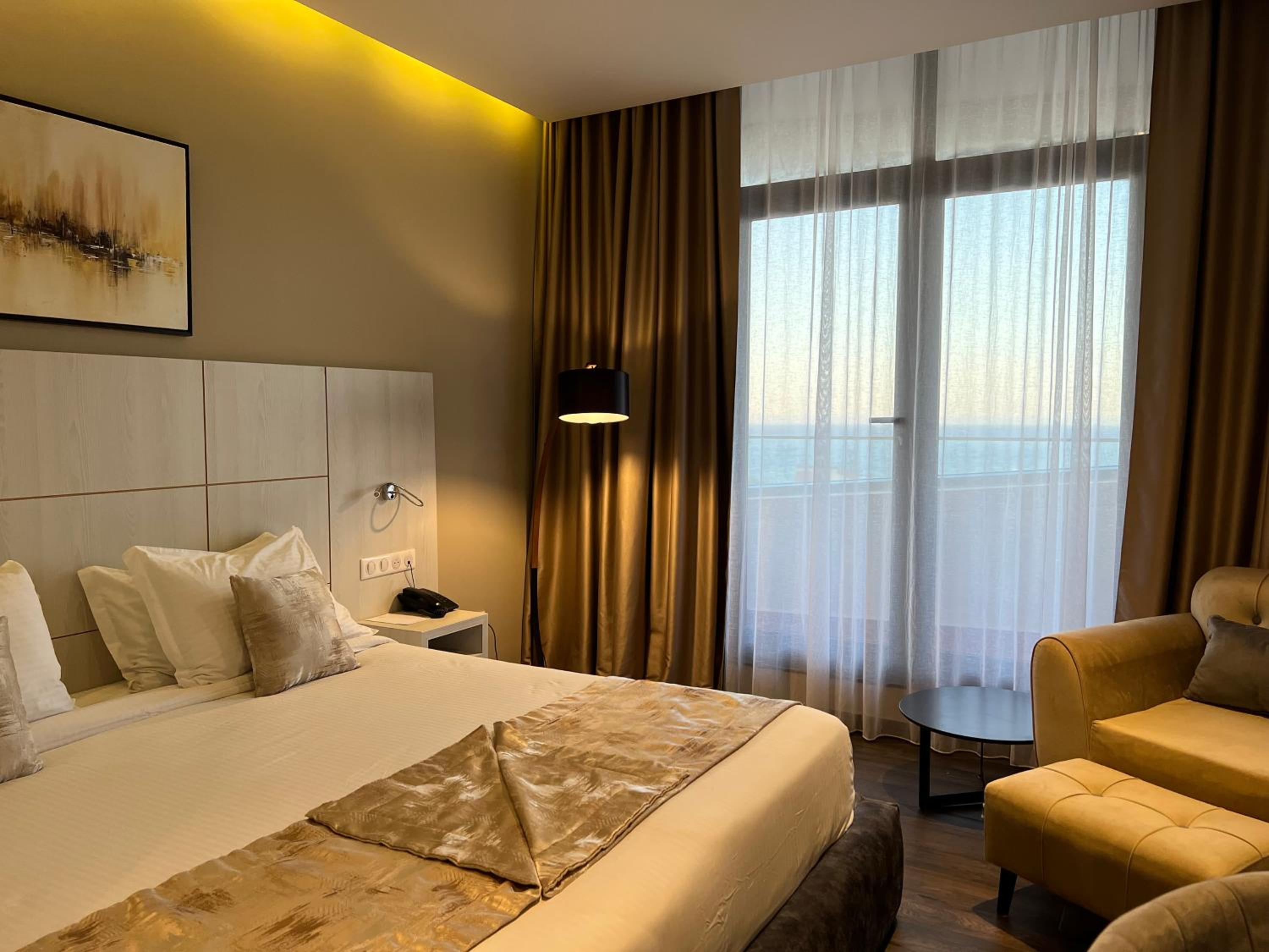 Double Room with Sea View photo 2