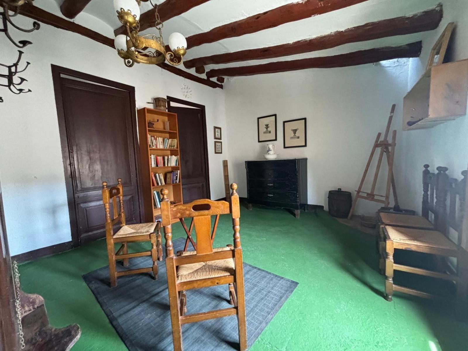 Casa de cuatro habitaciones
